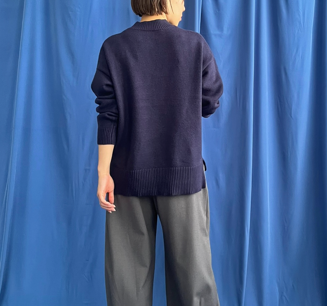 【 LHELBIE】パール+フェザーロゴニットトップス　-ネイビー-　※12/17~23頃より順次発送予定