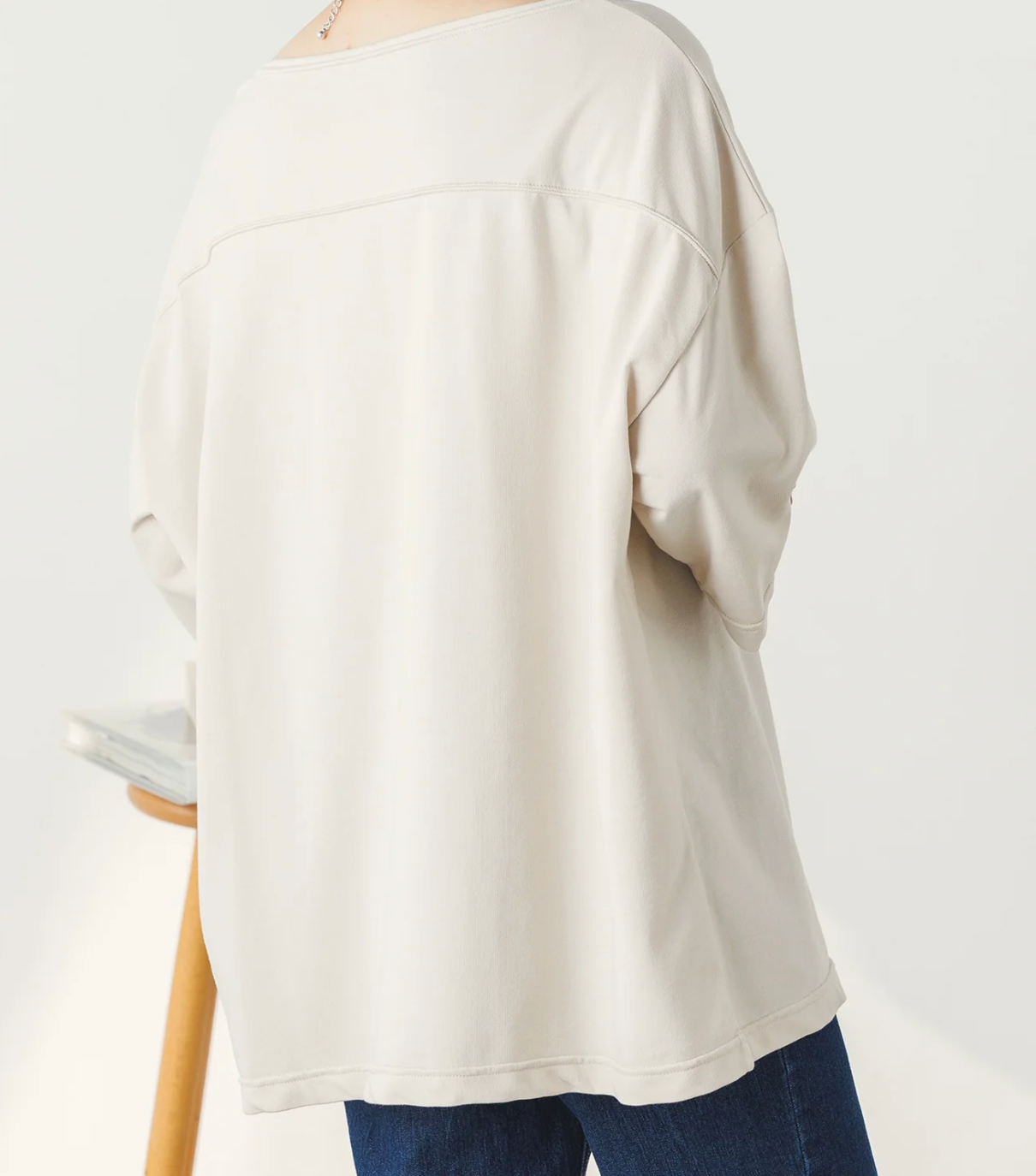 【hunch】ボートネックオーバーTシャツ　-オフグレー-　※3/19~25迄に順次発送予定