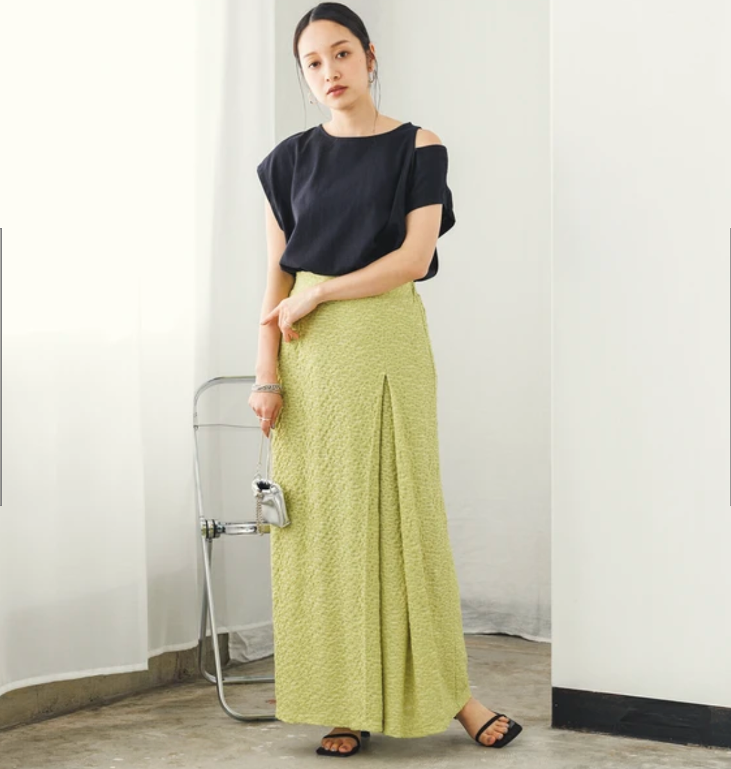 【hunch】USAコットンOE天竺 デザインショルダースリーブレストップス   -ブラック-　※3月26日~4月1日迄に順次発送予定