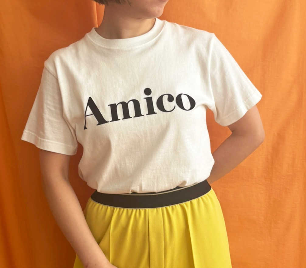 【 LHELBIE】AmicoフロッキーロゴTシャツ　-ホワイト-　※4/30~5/6迄に順次発送予定