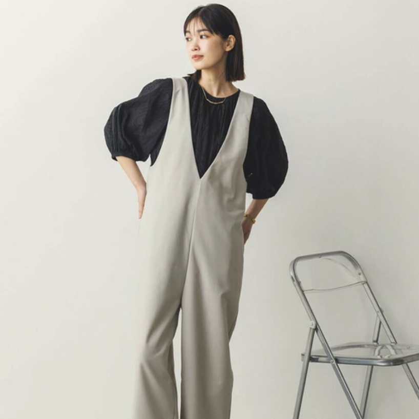 Vネック前後2WAYサロペット -ライトグレー-　M/L　※7/30〜8/5迄に順次発送予定
