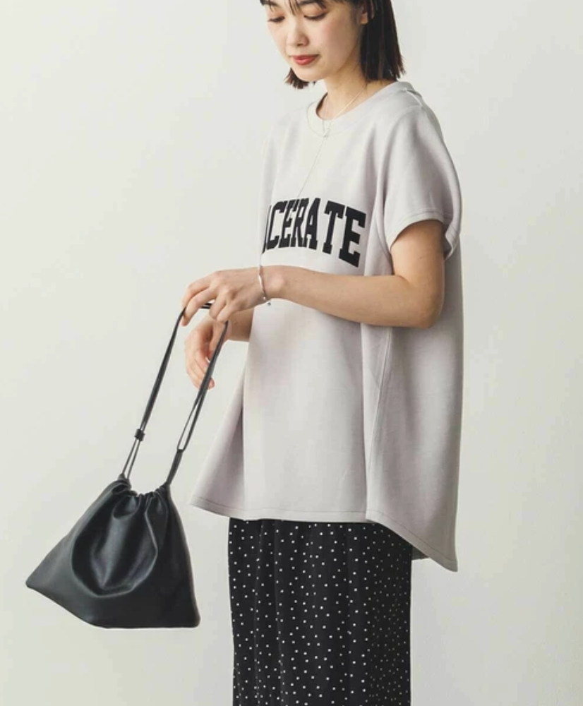 【ぞうねこ別注】フロッキーロゴフレアTシャツ　-グレージュ-　※8/6〜8/12迄に順次発送予定