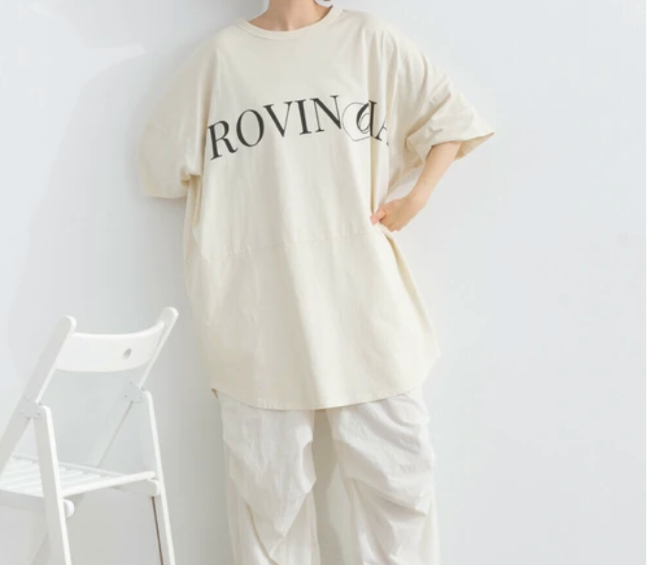 ピグメントロゴプリントTシャツ　-アイボリー-　※7/9〜15迄に順次発送予定