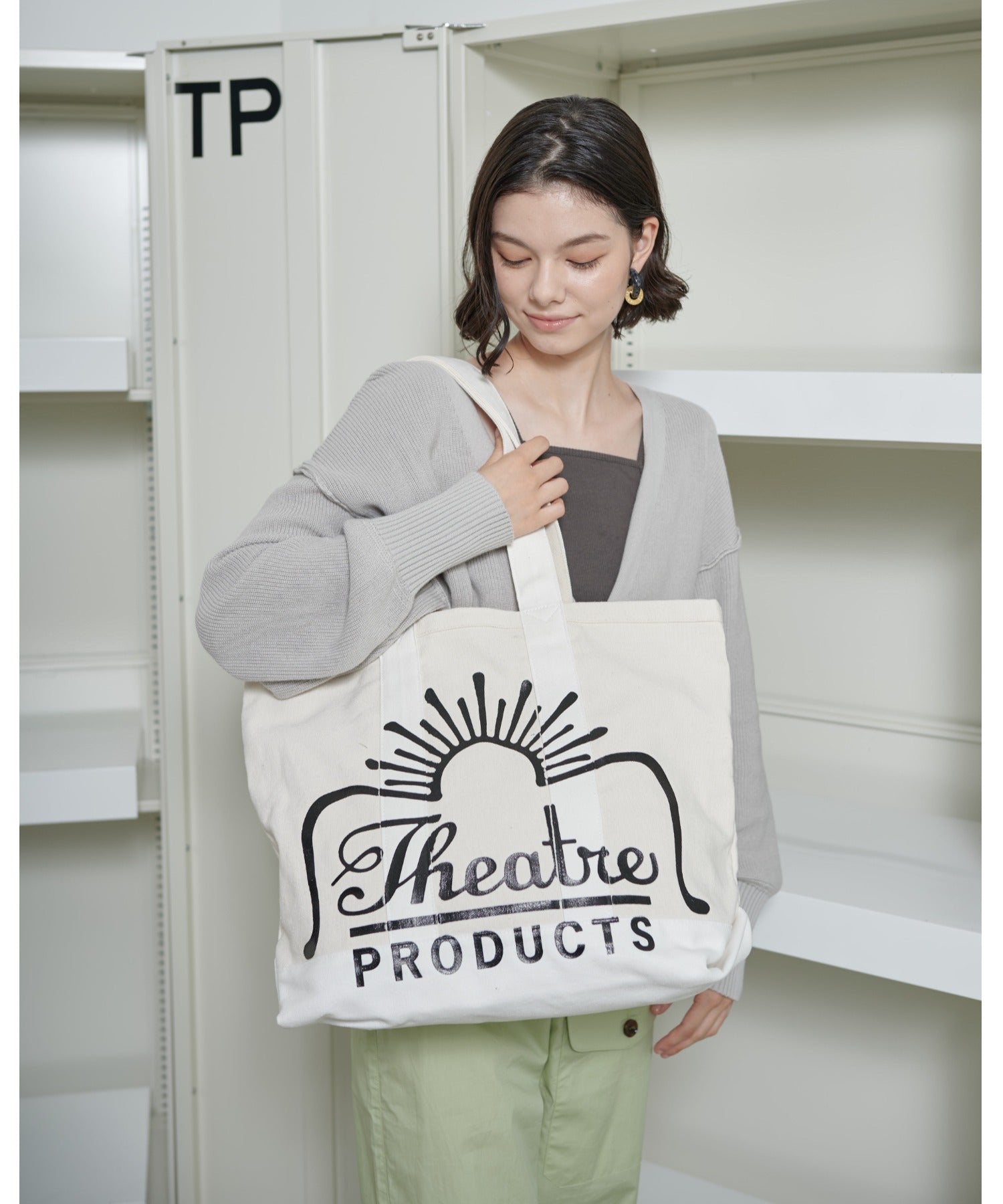【THEATRE009】ｺｯﾄﾝｷｬﾝﾊﾞｽﾛｺﾞﾄｰﾄ ナチュラル  ※5/9〜15より順次発送