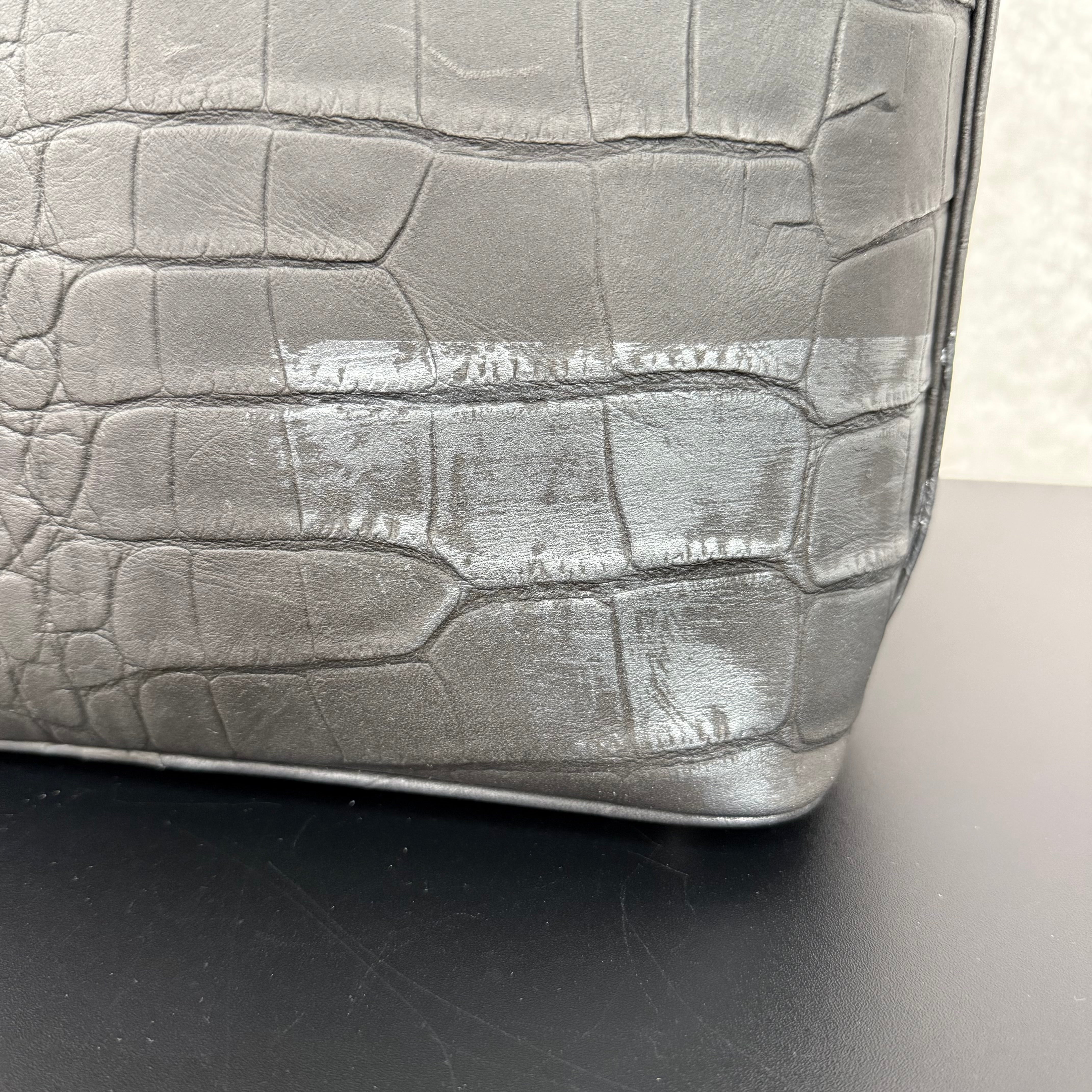 【MUL085】バケットトートM　-スモーキーブラック-　クロコダイル型押し　シルバーライン入り　※7/2〜7/12より事務所から順次発送予定