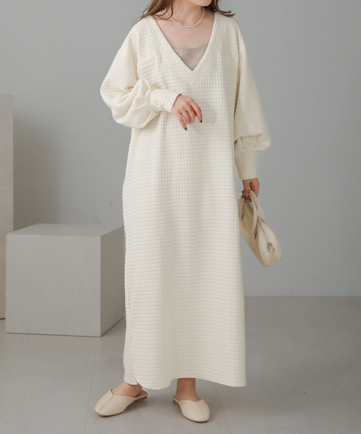 【Bab】STITCH ONEPIECE　アイボリー　Sサイズ 　※3/5~11より順次発送予定