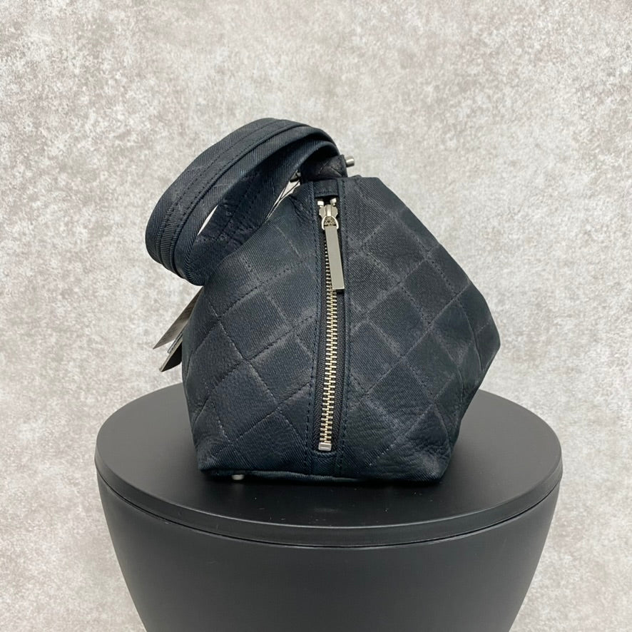 【MUL094-WH】ドロップ2way S オイルレザーキルティング(ブラック) ホワイトライン　※10/29〜11/2より弊社事務所から順次発送