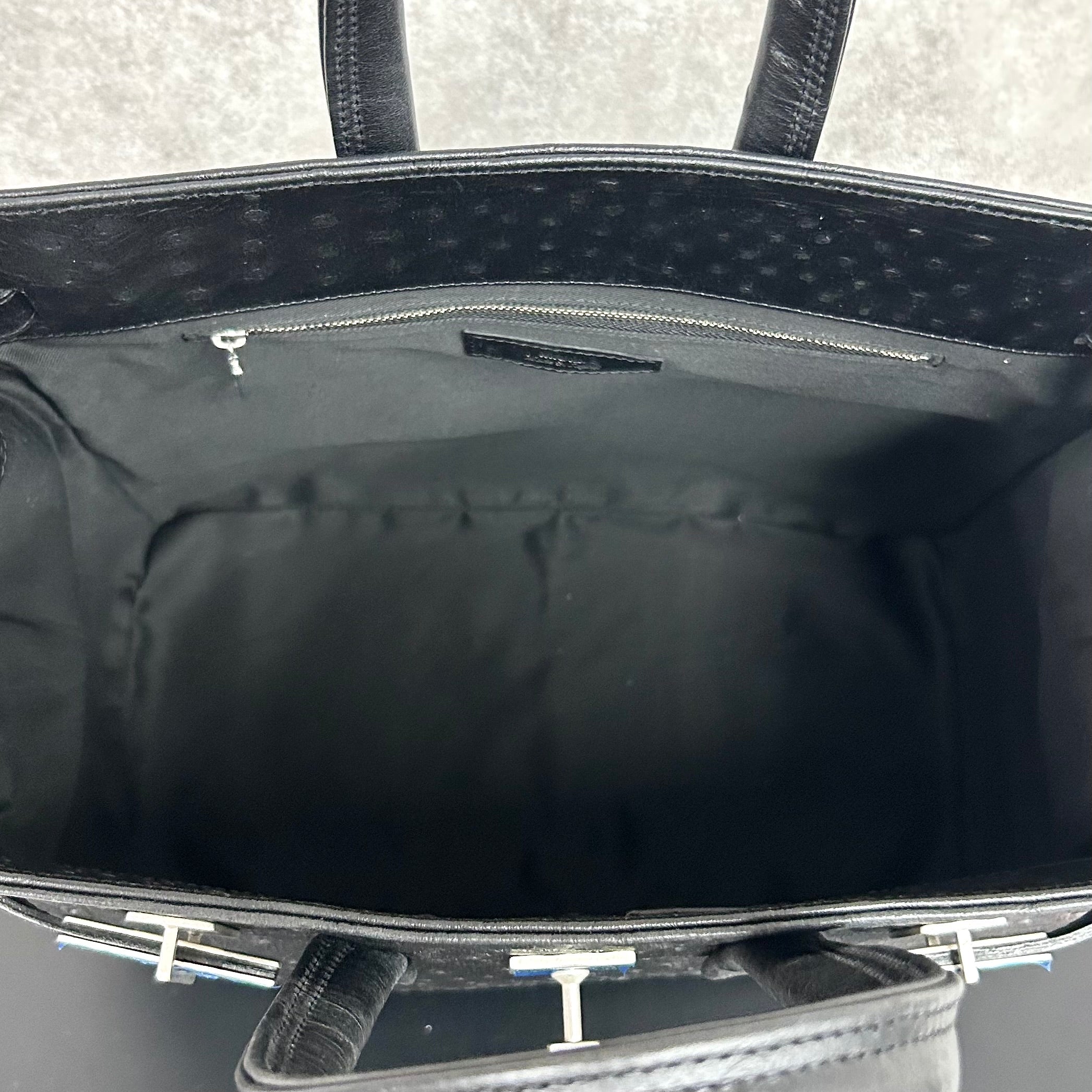 【MUL064】stud series トート　M　 - ブラック-　オーストリッチ型押し　シルバーライン入り 　※7/2〜7/12より事務所から順次発送予定