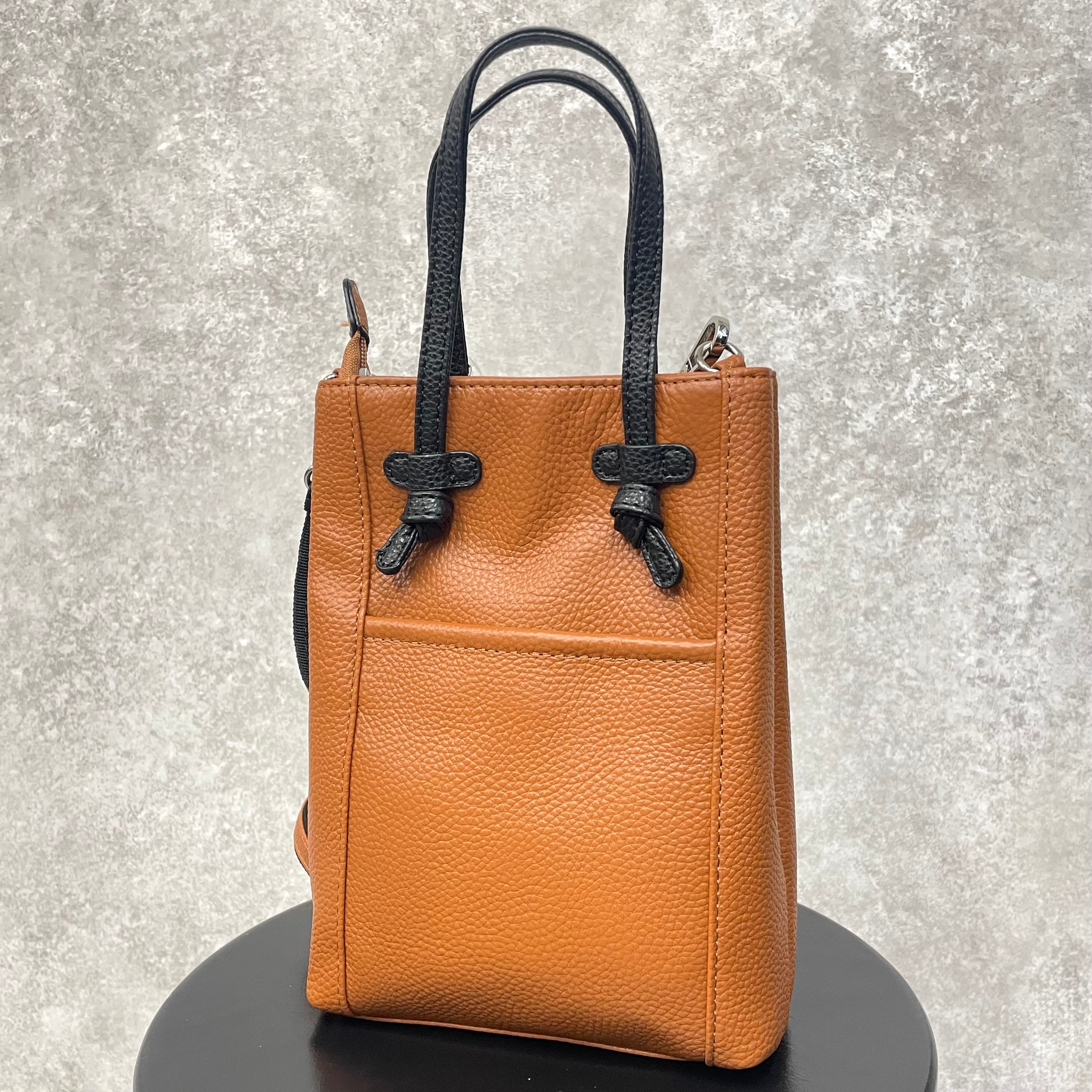 【百貨店商品🌟牛革】トップハンドルスクエアショルダー　-キャメル-　※3/5~3/11より順次発送予定