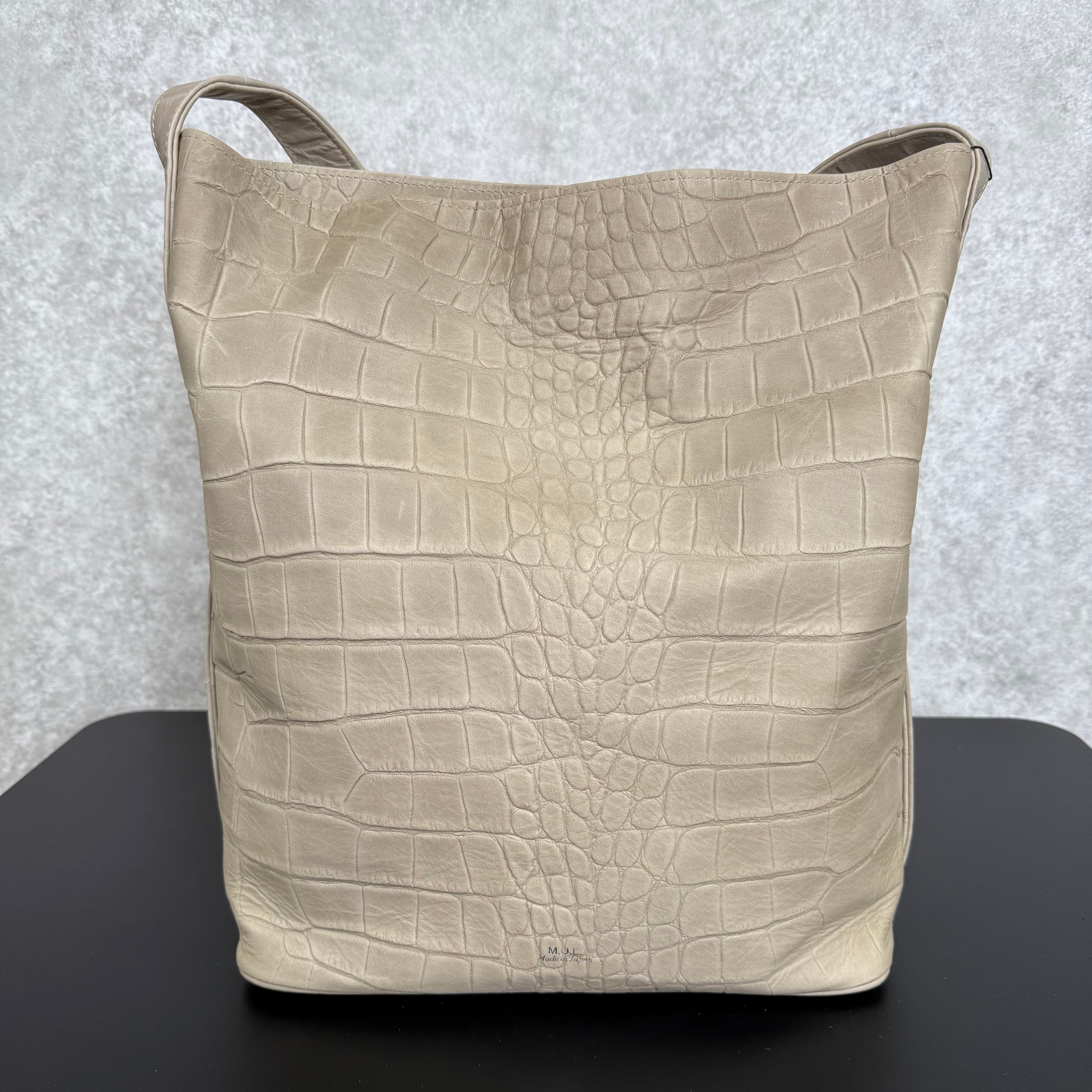 【MUL085】バケットトートM　-グレージュ-　クロコダイル型押し　※7/2〜7/12より事務所から順次発送予定