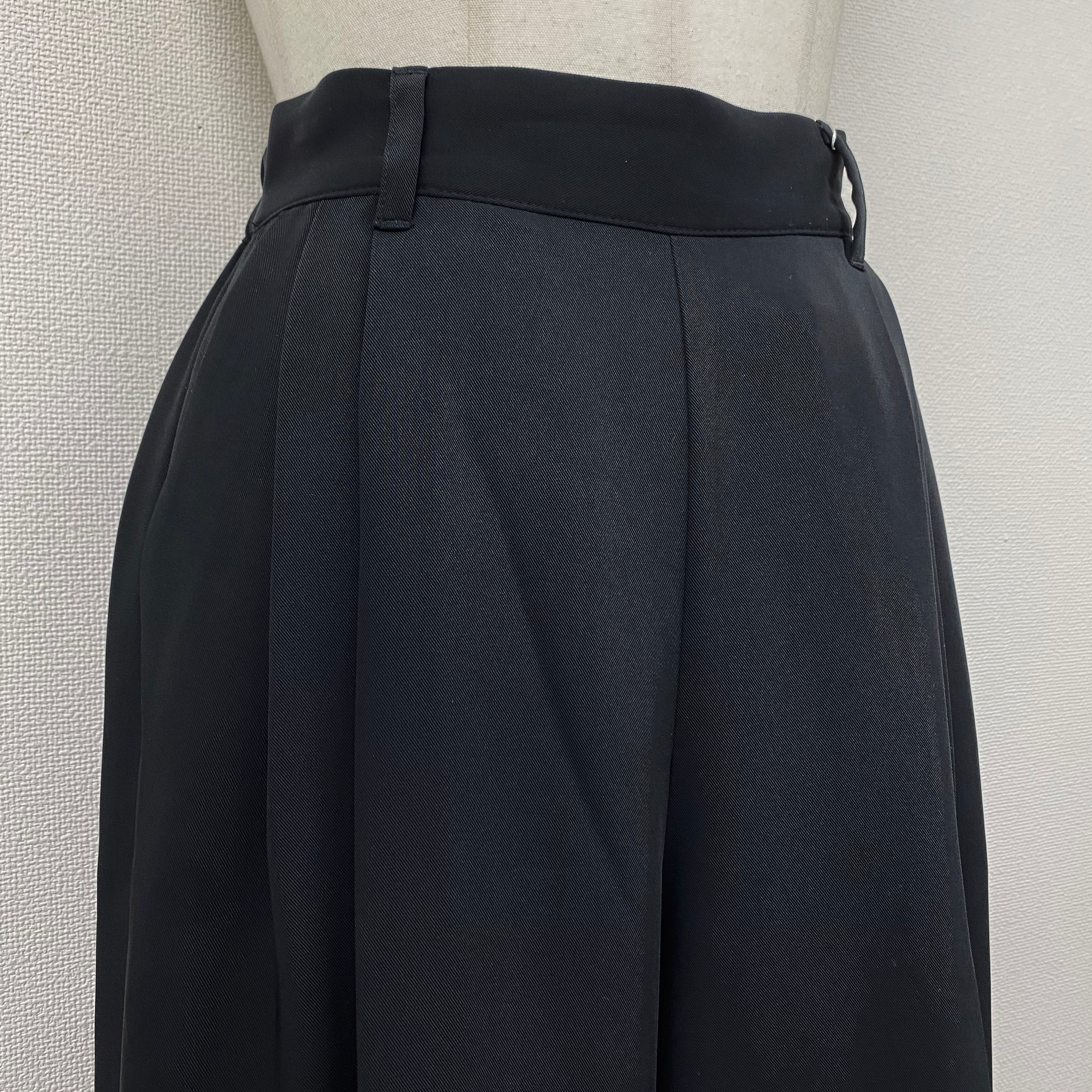 ZOUTONEKO オリジナルタックワイドパンツ ※10/15-21より順次配送 ZOUTONEKO オリジナルタックワイドパンツ ※10/15-21より順次配送