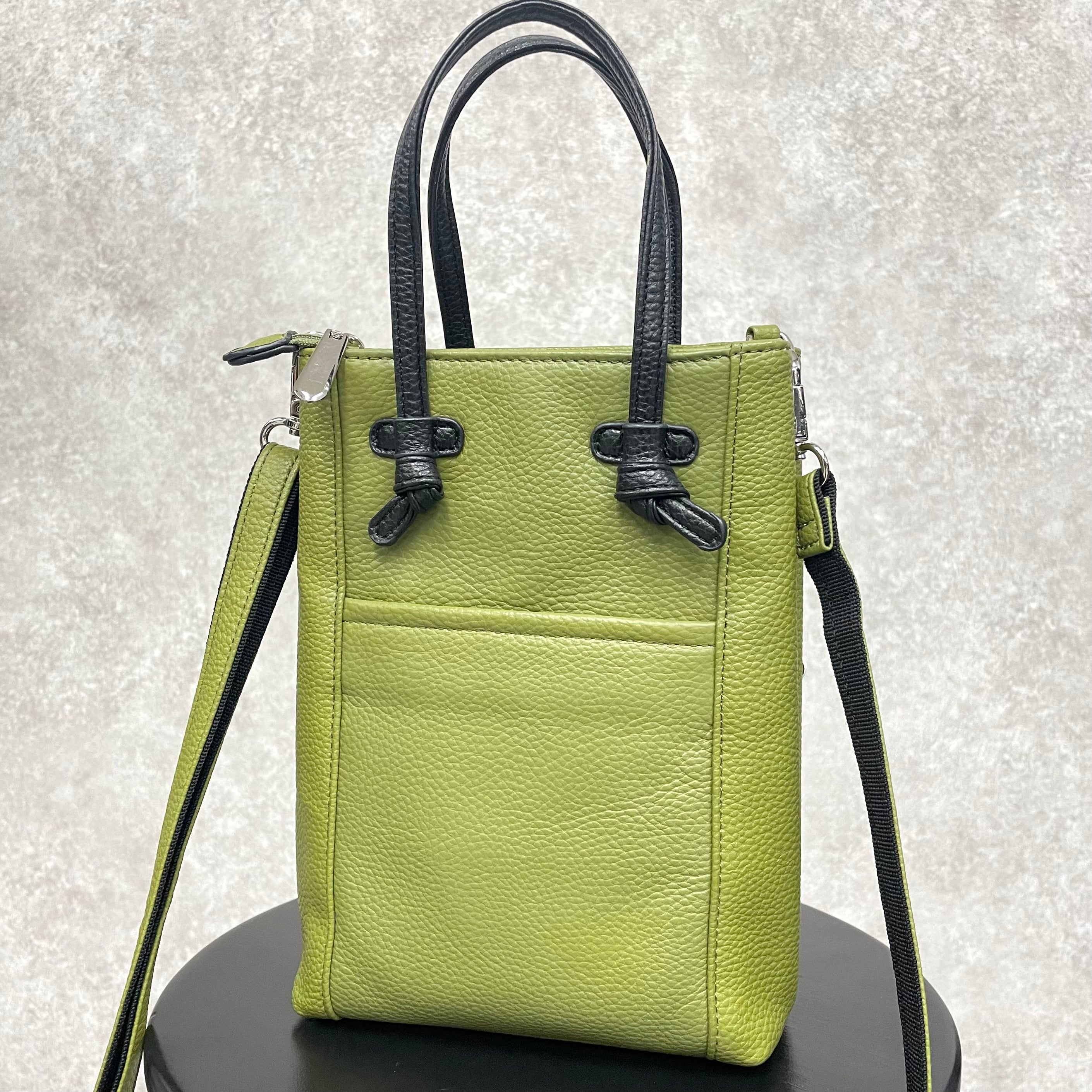 【百貨店商品🌟牛革】トップハンドルスクエアショルダー　-ライムグリーン-　※3/5~3/11より順次発送予定
