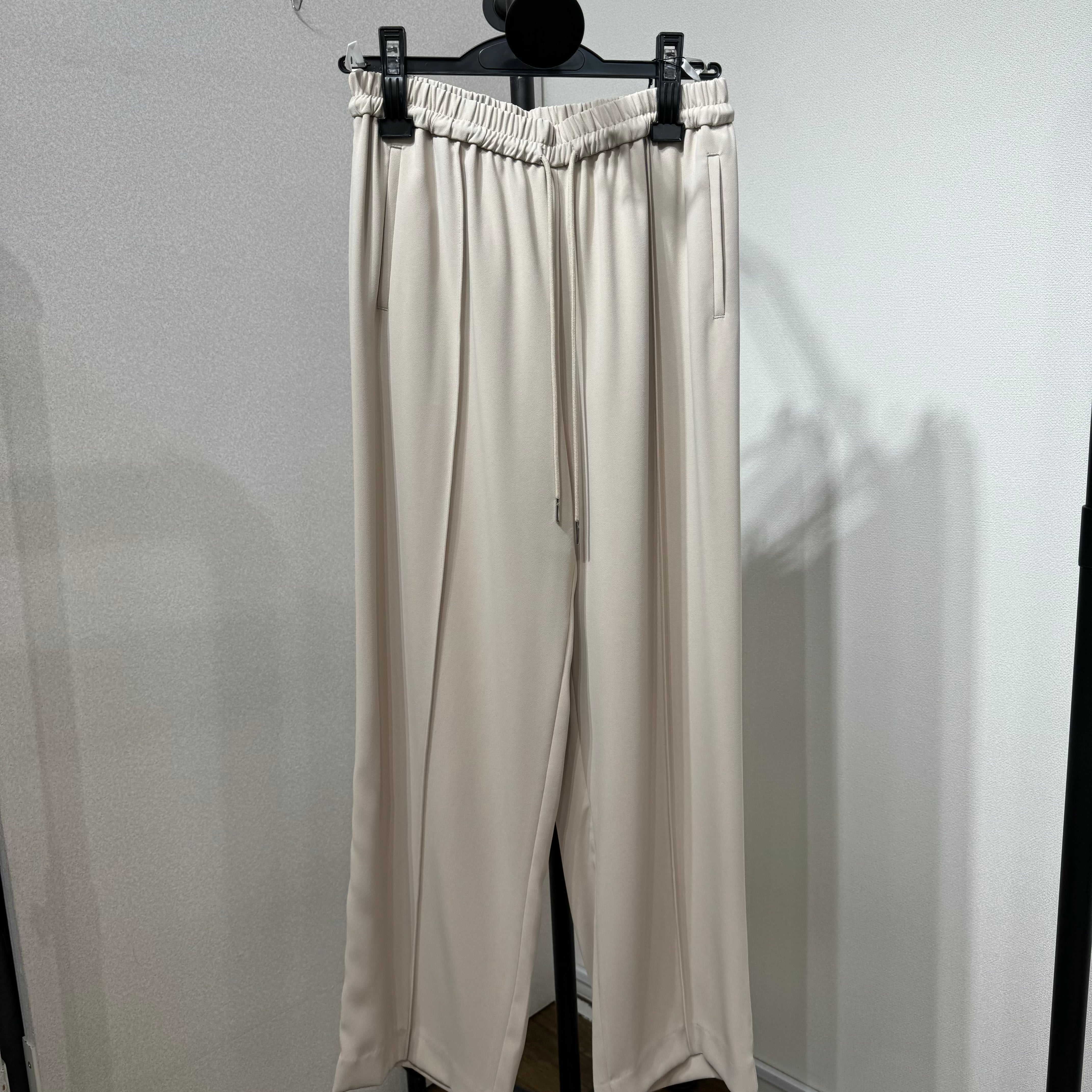【PRIORITY】タックパンツ -アイボリー-　※38サイズ　038  ※9/17~23より順次発送予定