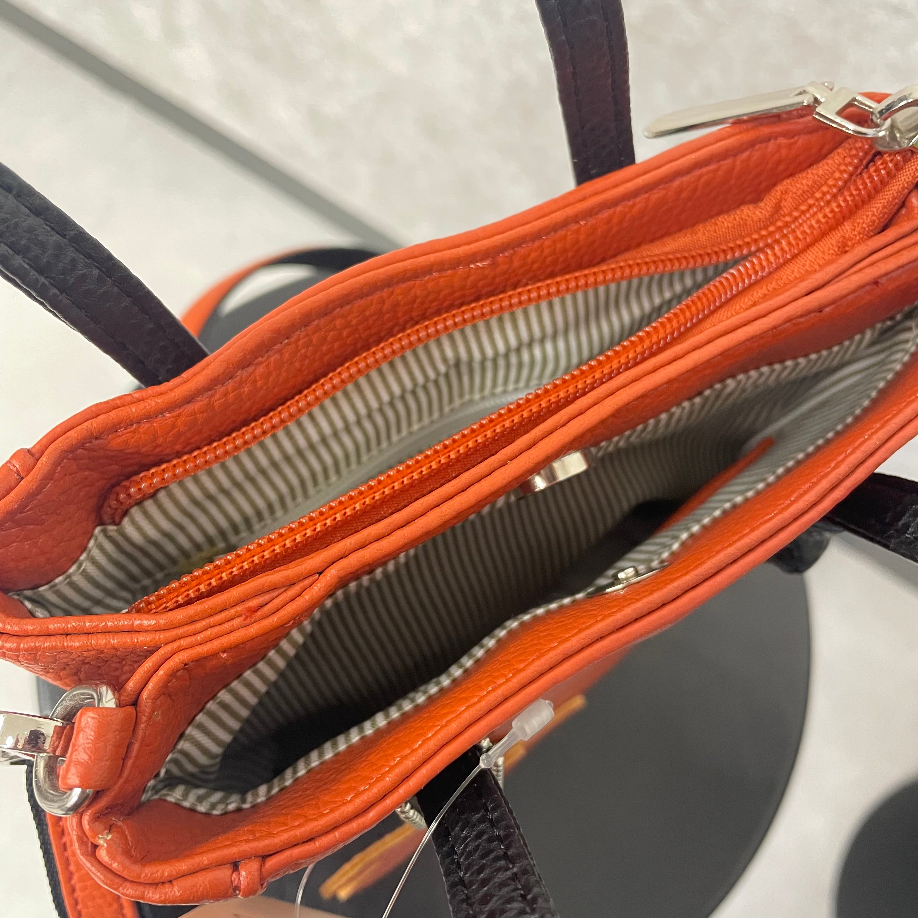 【百貨店商品🌟牛革】トップハンドルスクエアショルダー　-オレンジ-　※3/5~3/11より順次発送予定