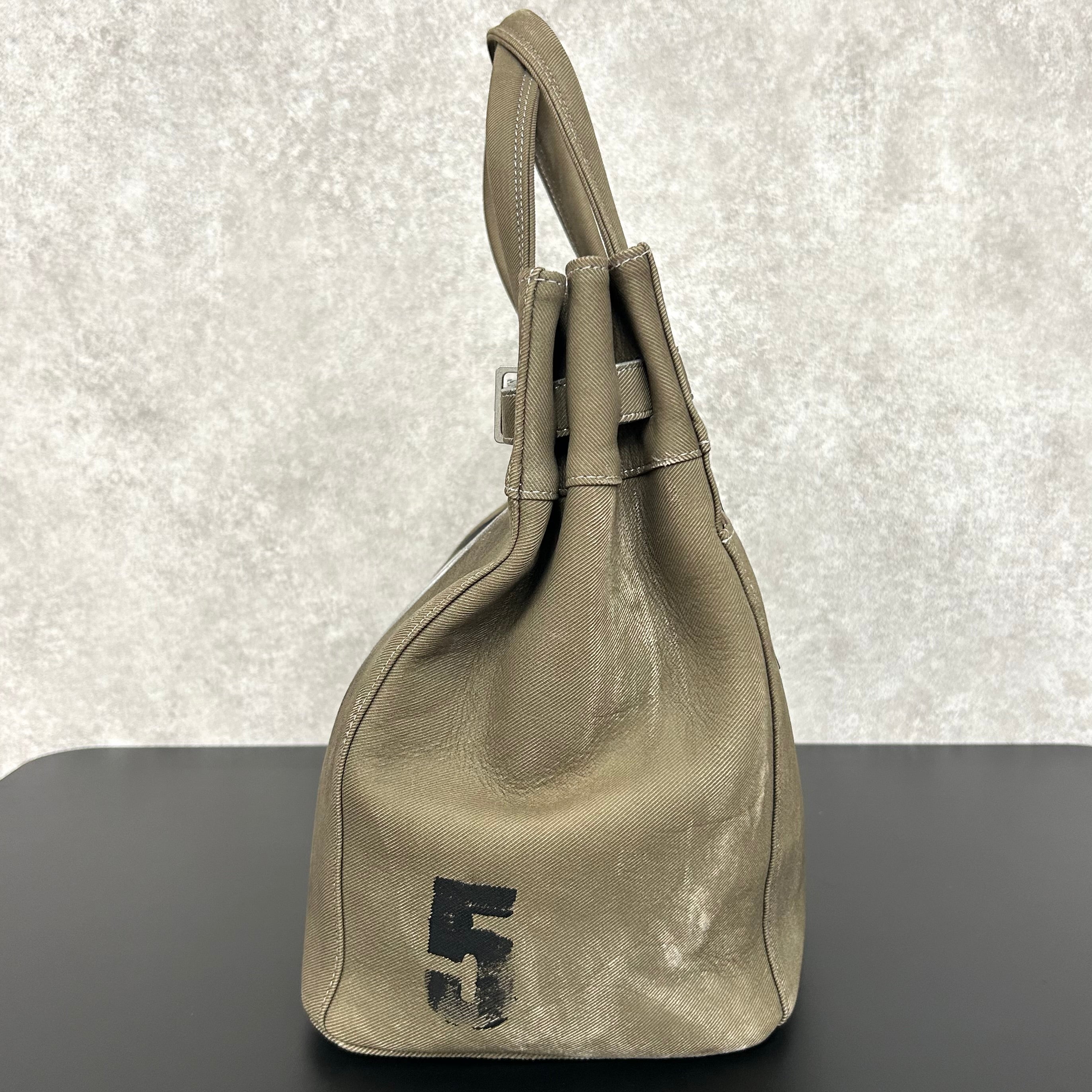 【MUL064】stud series tote　M　 デニムレザー　カーキ　ペイントあり　ホワイトライン入り　※7/2〜7/12より事務所から順次発送予定