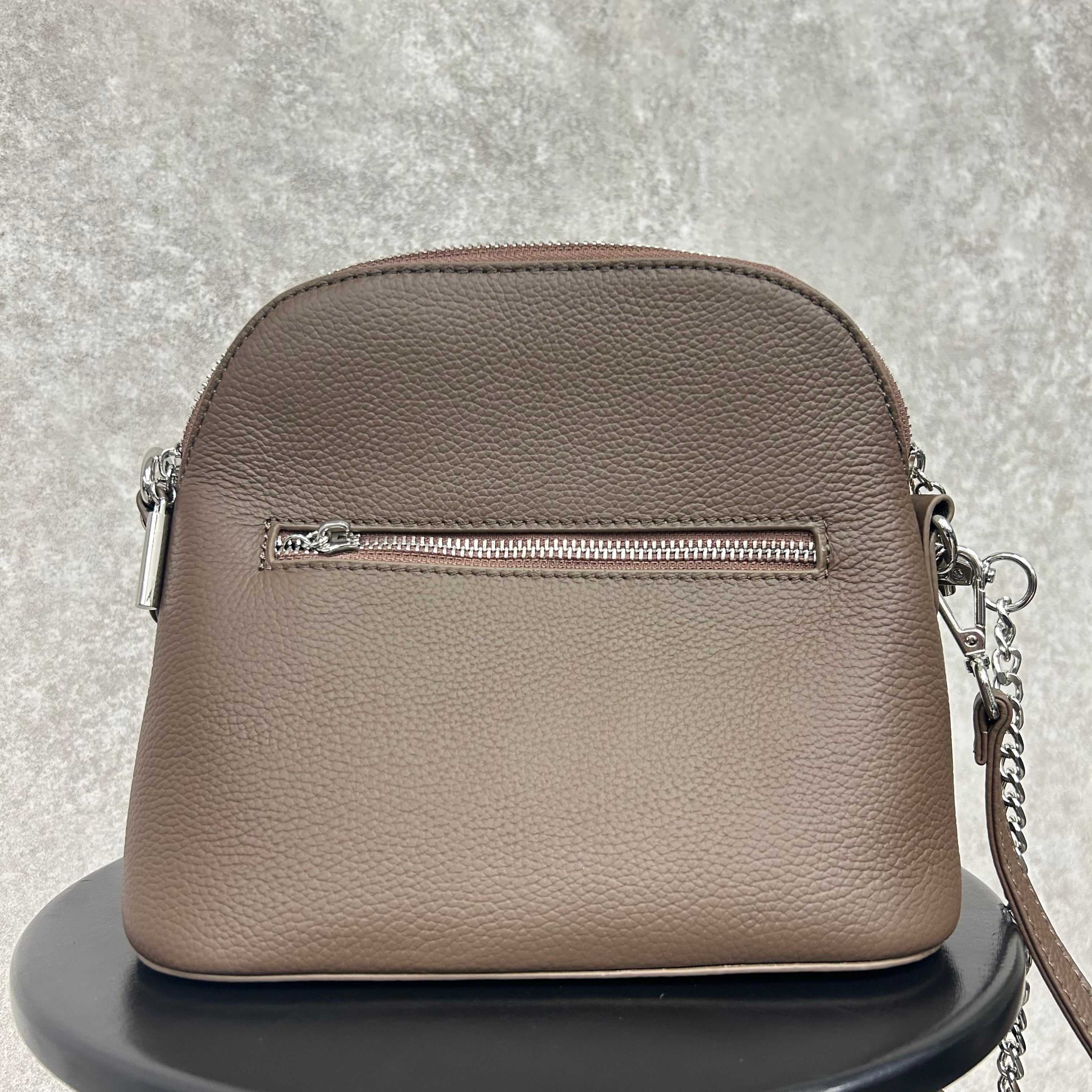 【本牛革】レザー ショルダーバッグ ビット金具 -チャコールブラウン-　※3/12-18より順次発送予定