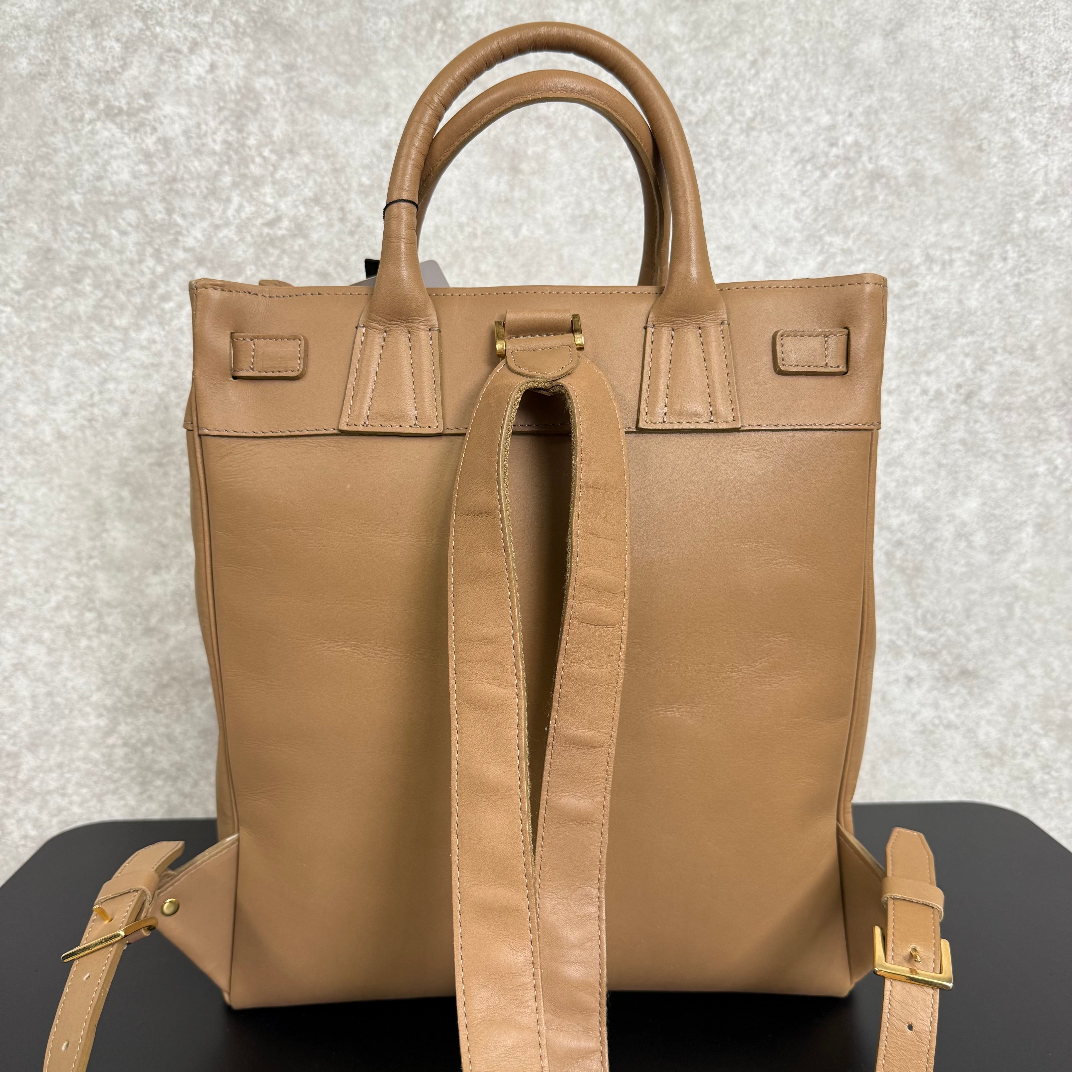 【MUL007】バックパックM　‐スムースベージュ‐　パイソン型押しライン　ゴールド削り金具　ゴールドライン入り　※7/2〜7/12より事務所から順次発送予定