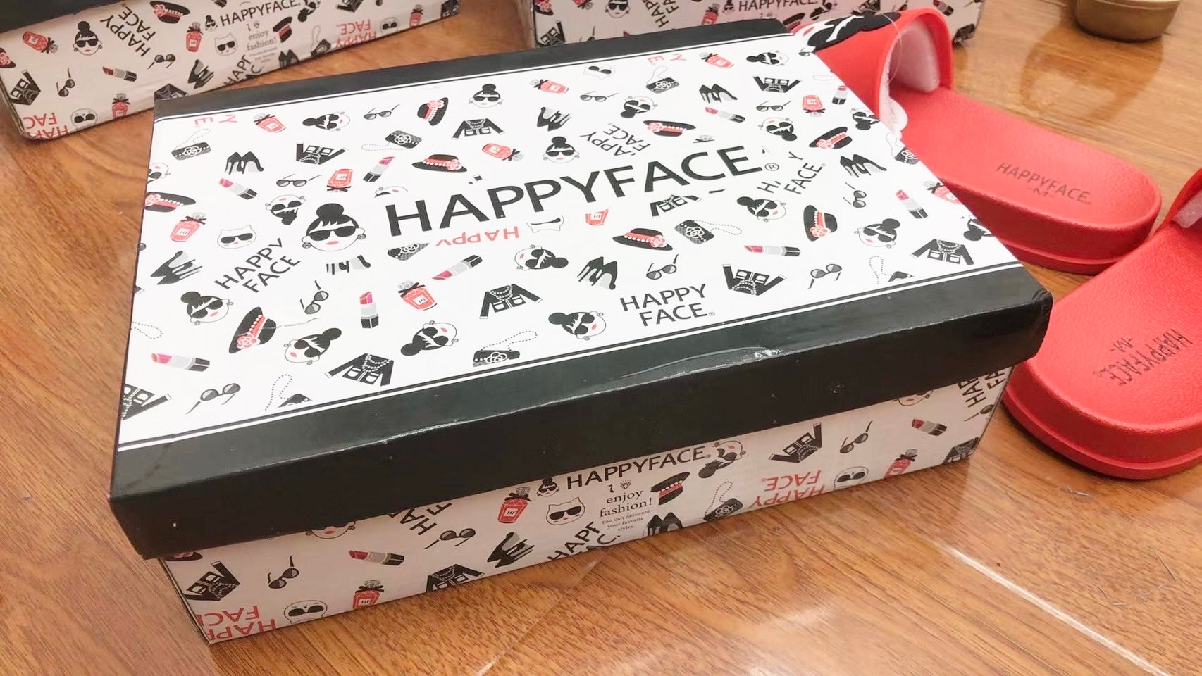 【HAPPYFACE】EMMA シャワーサンダル ベージュ　※3/19~3/25迄に順次配送予定