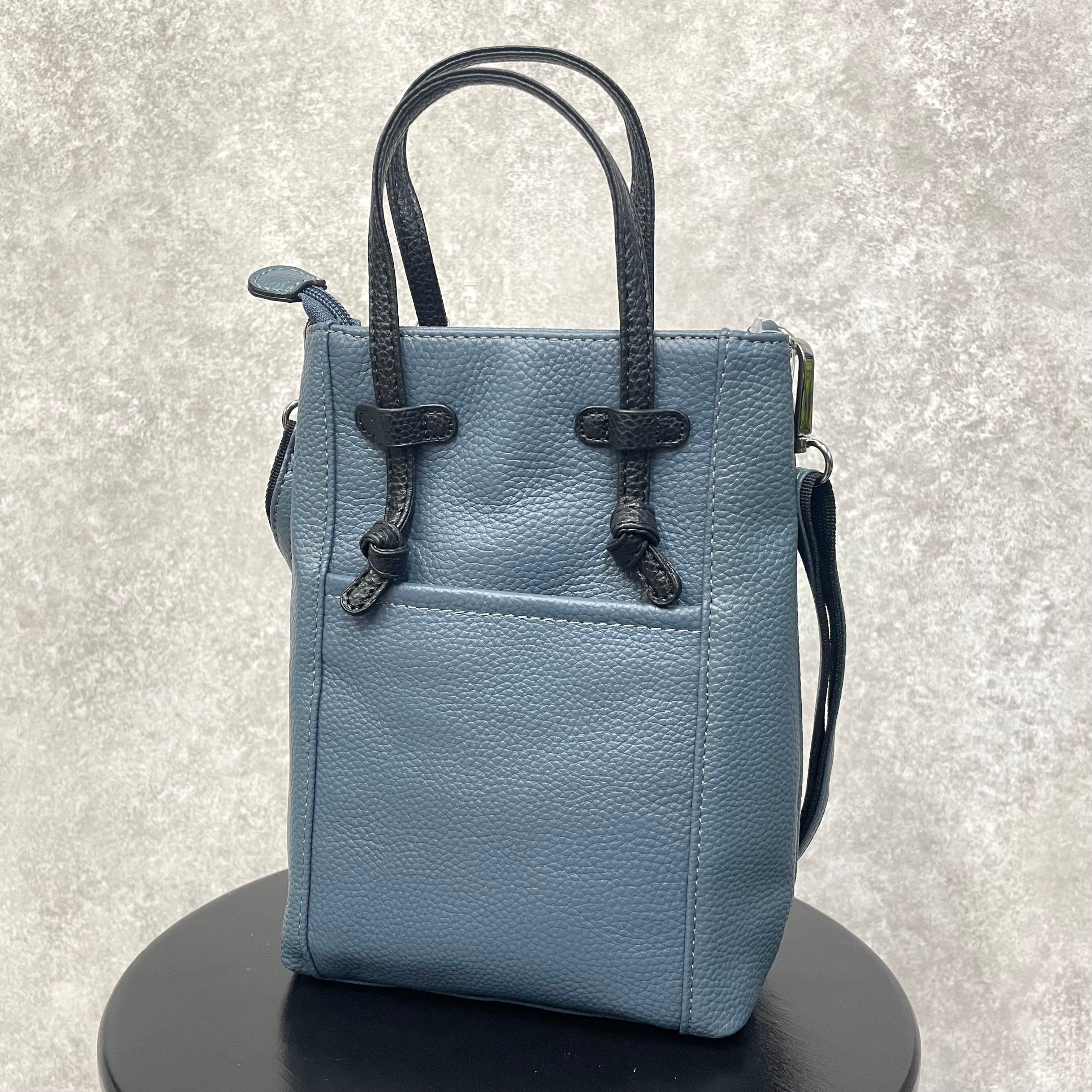 【百貨店商品🌟牛革】トップハンドルスクエアショルダー　-ブルー-　※3/5~3/11より順次発送予定