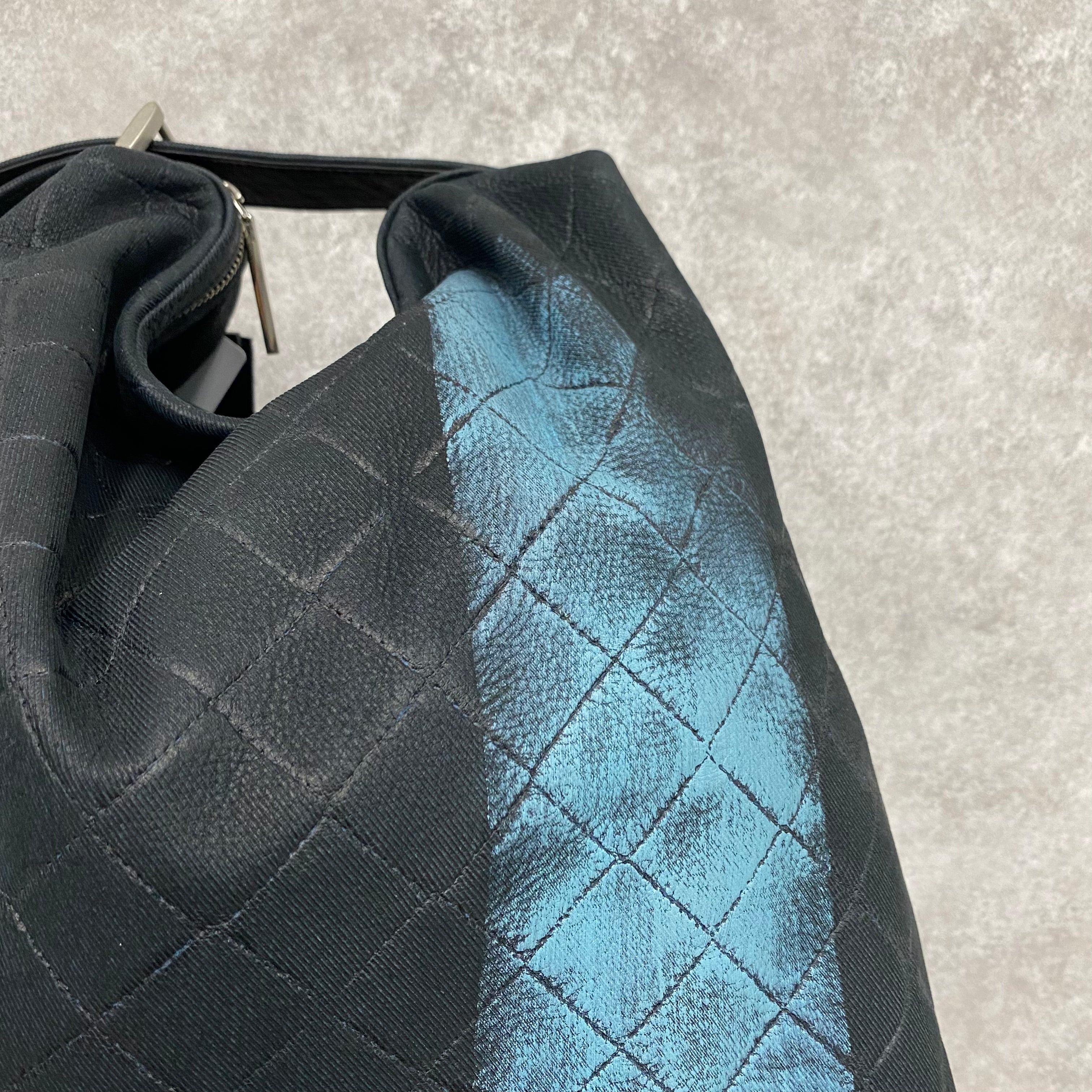 【MUL095-BL】ドロップ2way M デニムレザーキルティング型押し ブルーライン　※10/29〜11/2より順次配送
