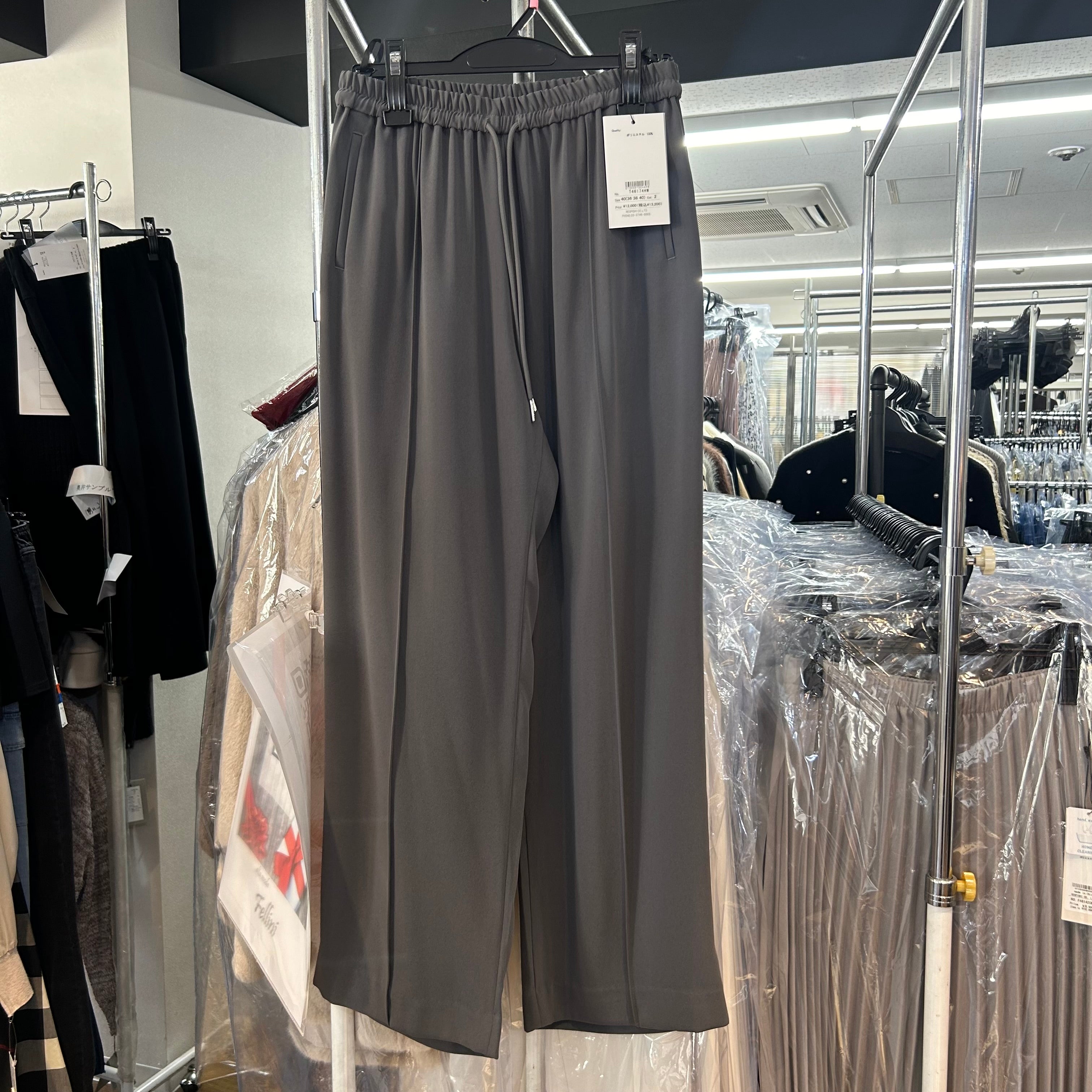【PRIORITY】タックパンツ -グレー-　※36サイズ  043  ※9/17~23より順次発送予定