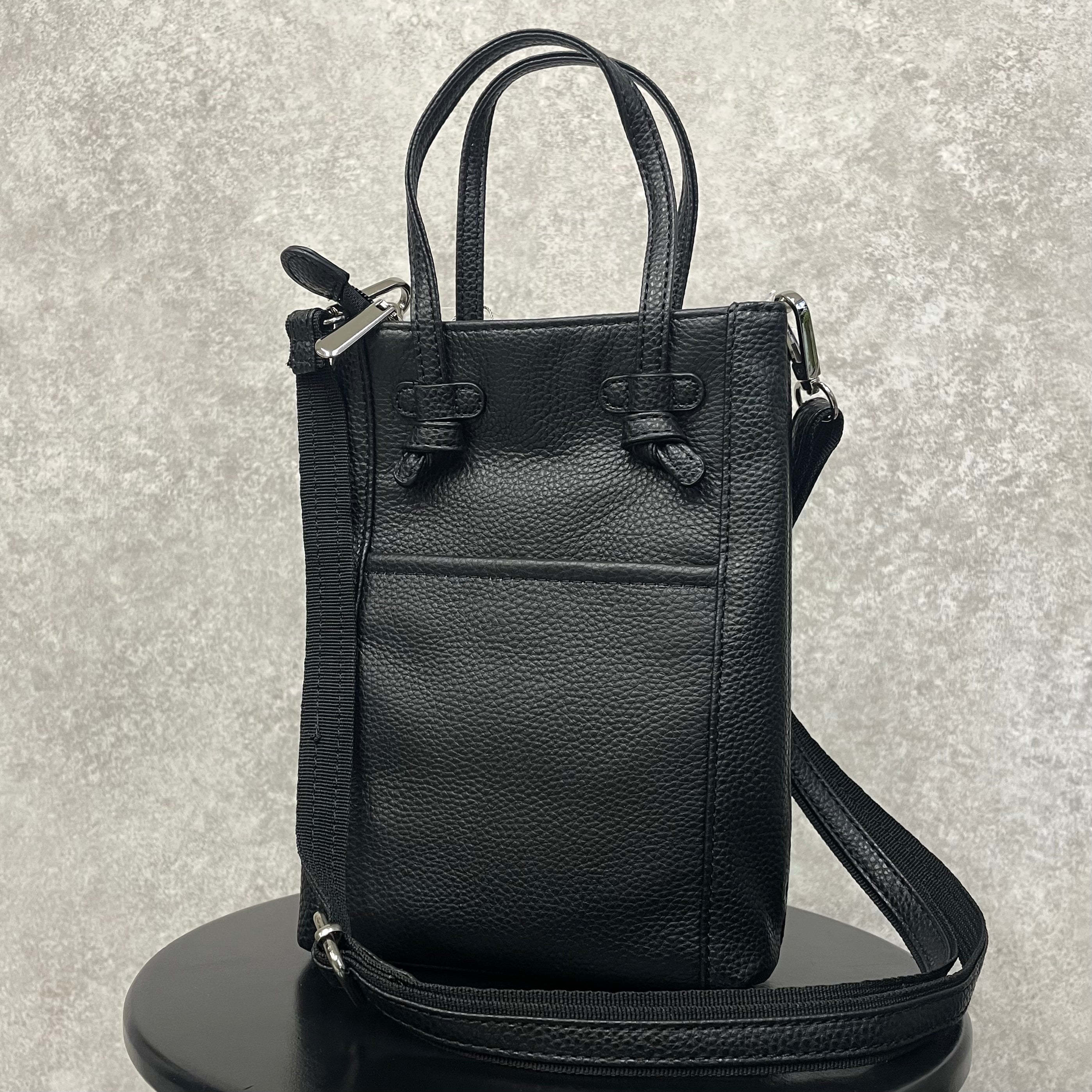 【百貨店商品🌟牛革】トップハンドルスクエアショルダー　-ブラック-　※3/5~3/11より順次発送予定