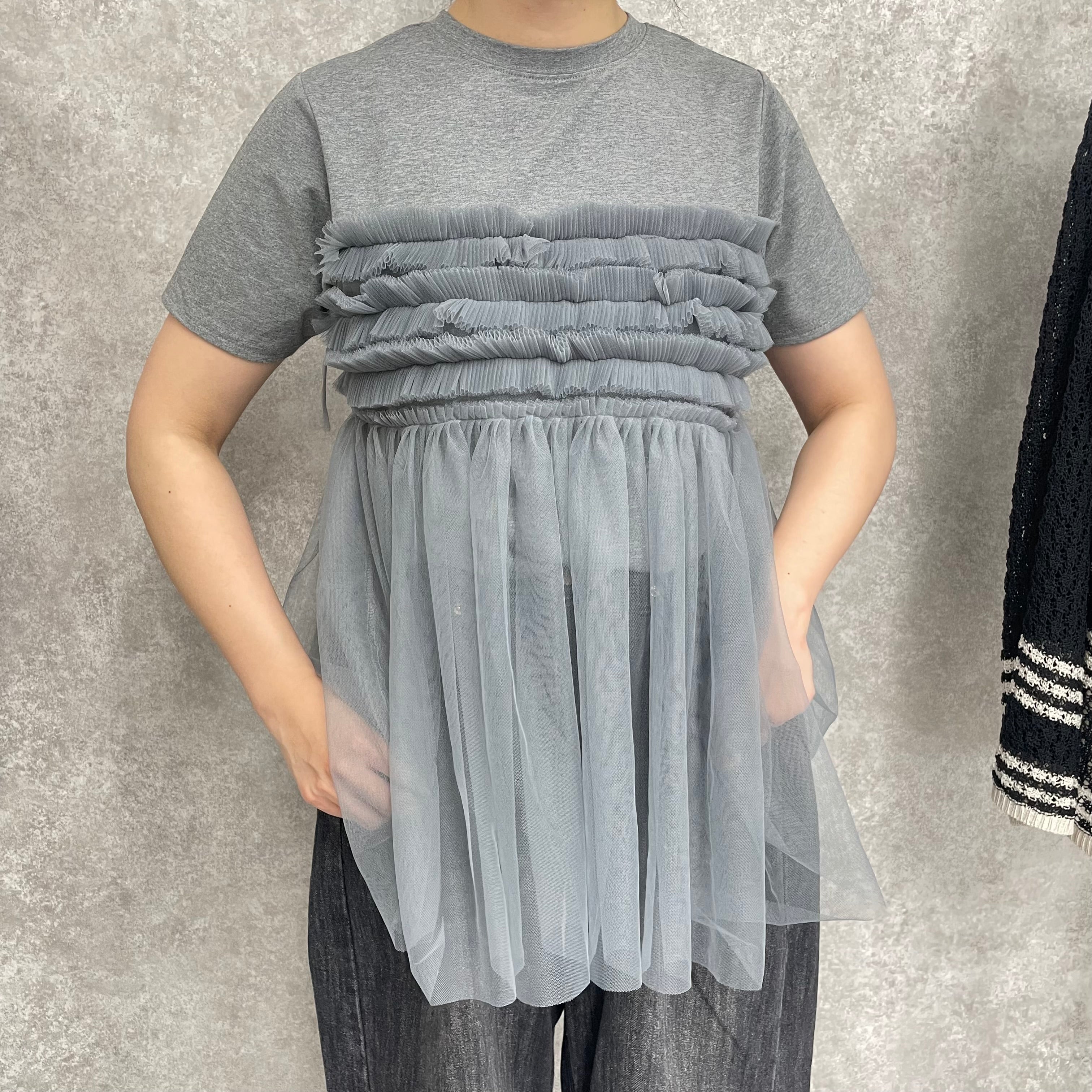 フリルチュールドッキングTシャツ -グレー-　※3/19-25頃〜順次発送予定