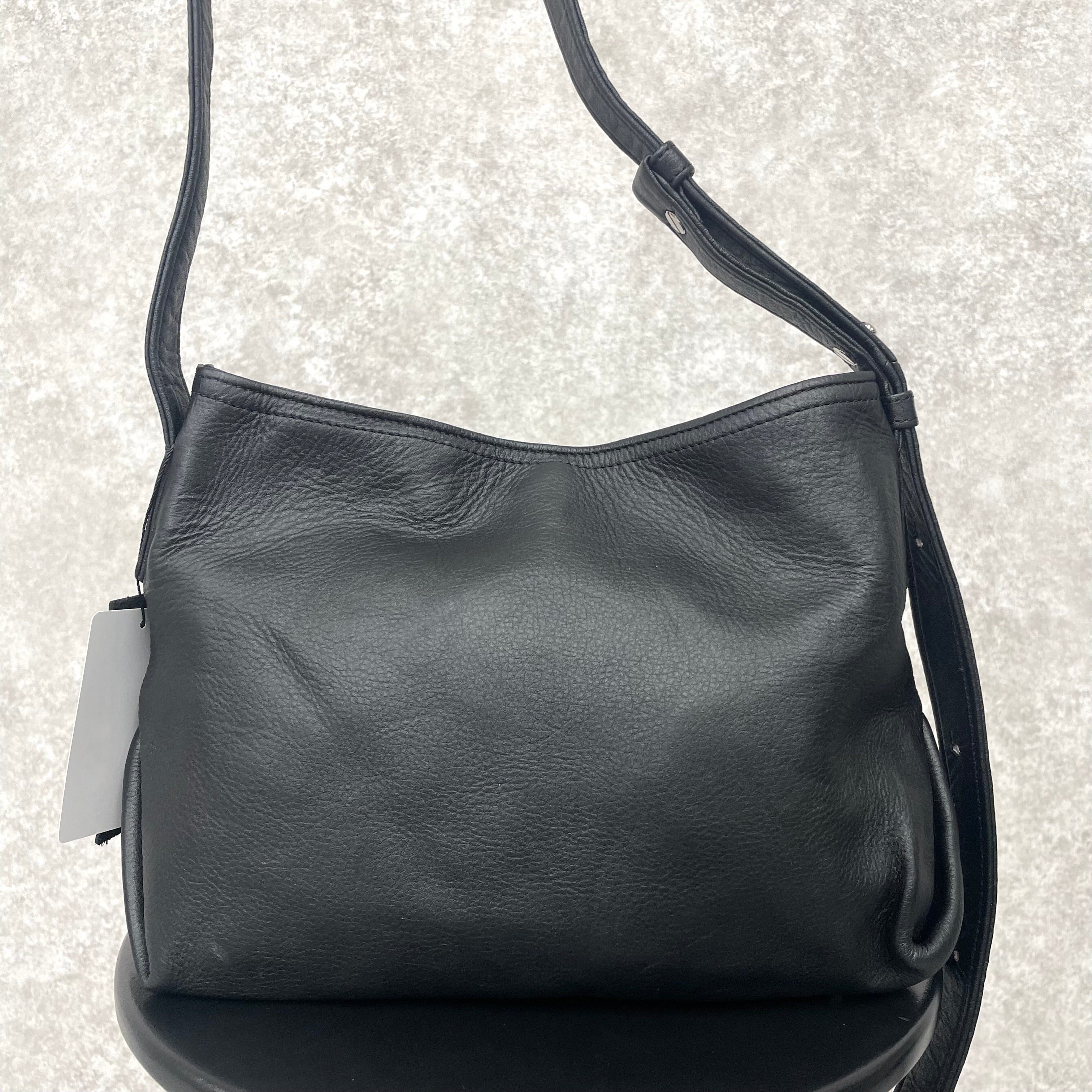 【MUL102】テールショルダーS　ダメージオイルレザー　-ブラック-　洗い加工ソフト　※7/2〜7/12より事務所から順次発送予定