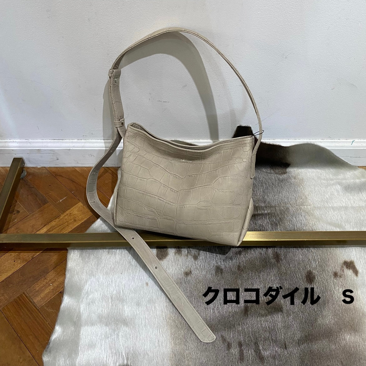 ⚠️予約【M.U.L.】テールショルダー -グレージュ-　※R7. 6月末納品予定