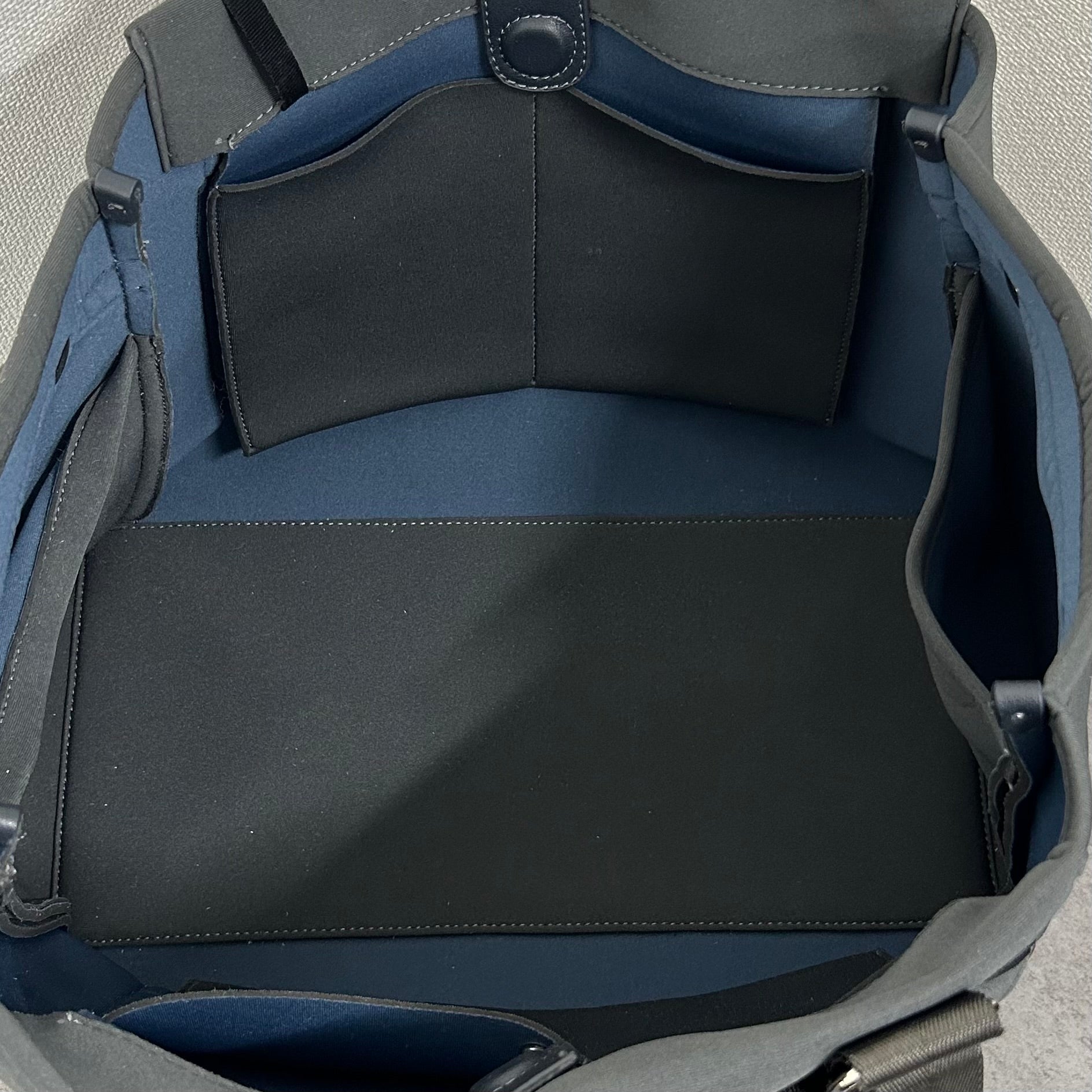 ※ 完全受注販売【story.】ネオプレーンワイドトートL -チャコールグレー-
