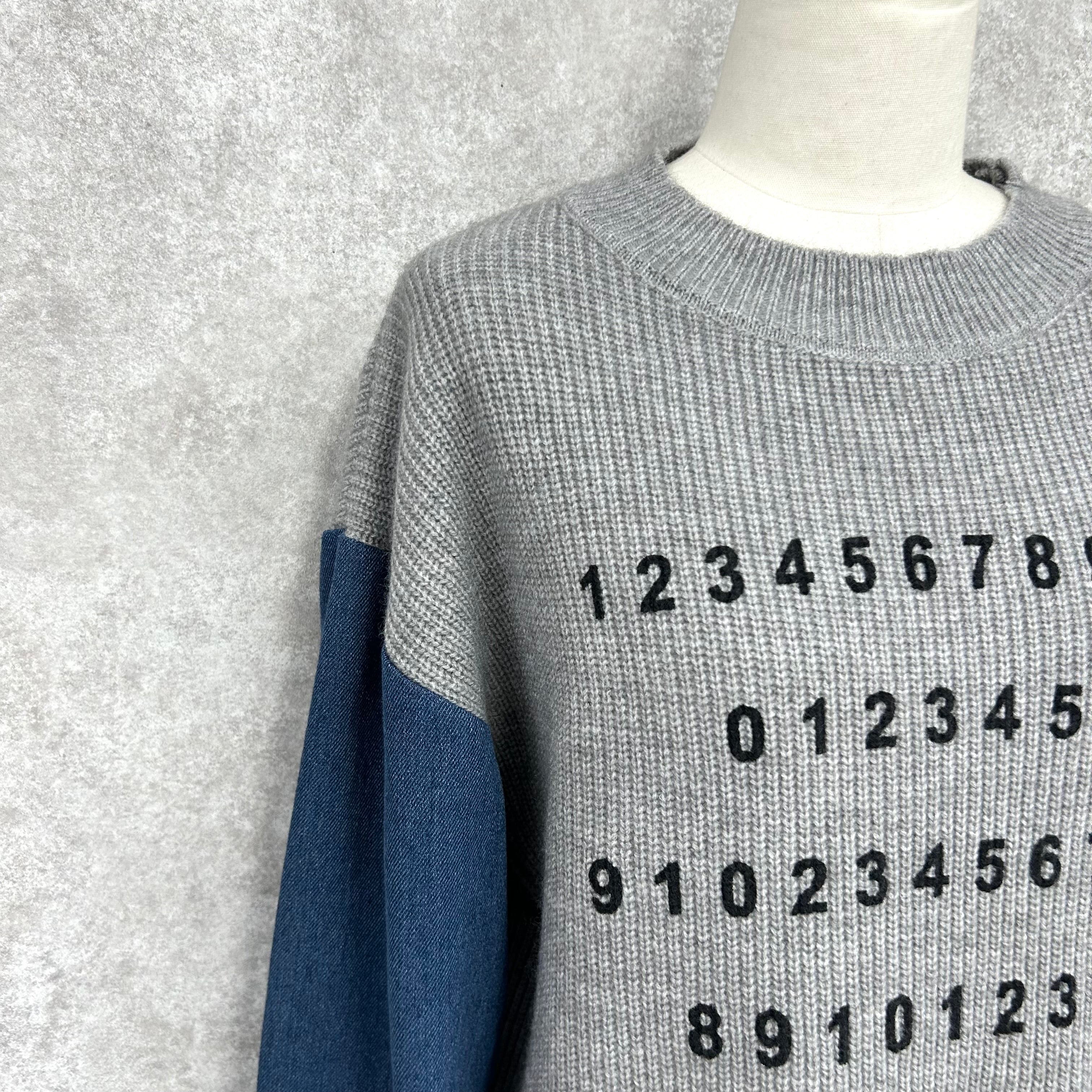 バイカラーロゴニット　-グレー-　※ハンガー納品　※3/19〜25頃より順次発送予定