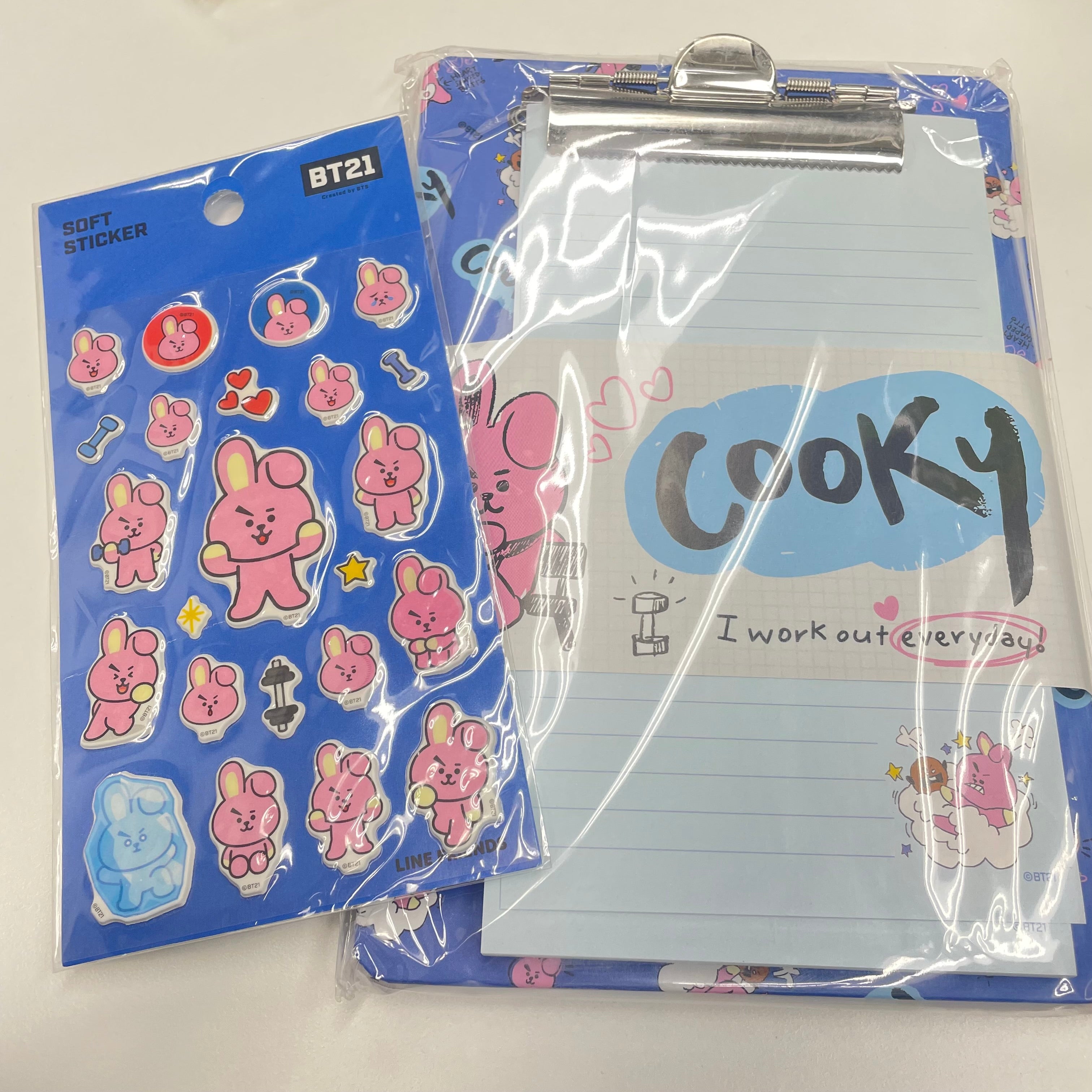 BT21 COOKY バインダー＆ステッカーセット ※事務所発送