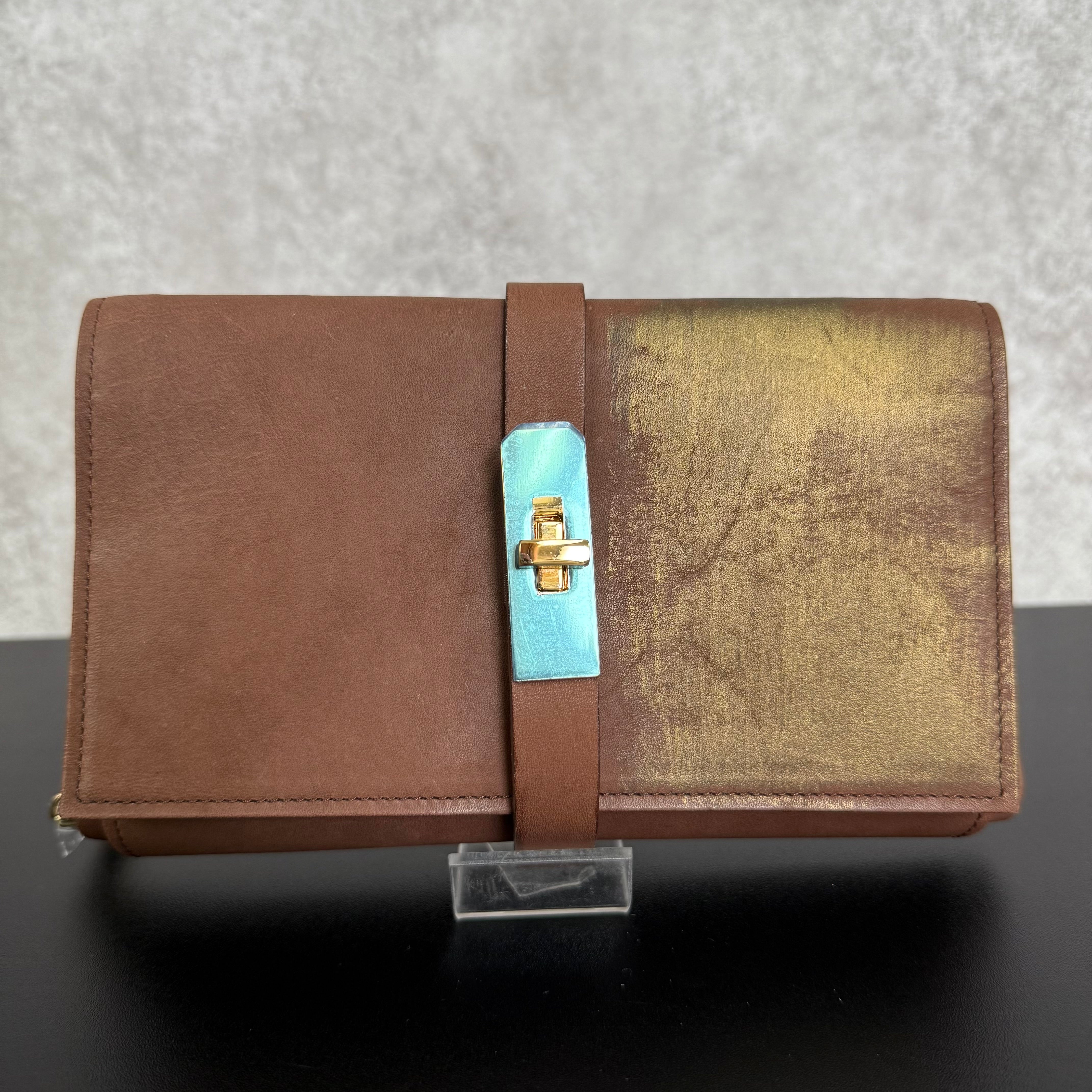 【MUL008】ウォレットショルダー　-ブラウン‐　オイルレザー　ゴールド金具　チェーンショルダー　ゴールドライン入り　※7/2〜7/12より事務所から順次発送予定