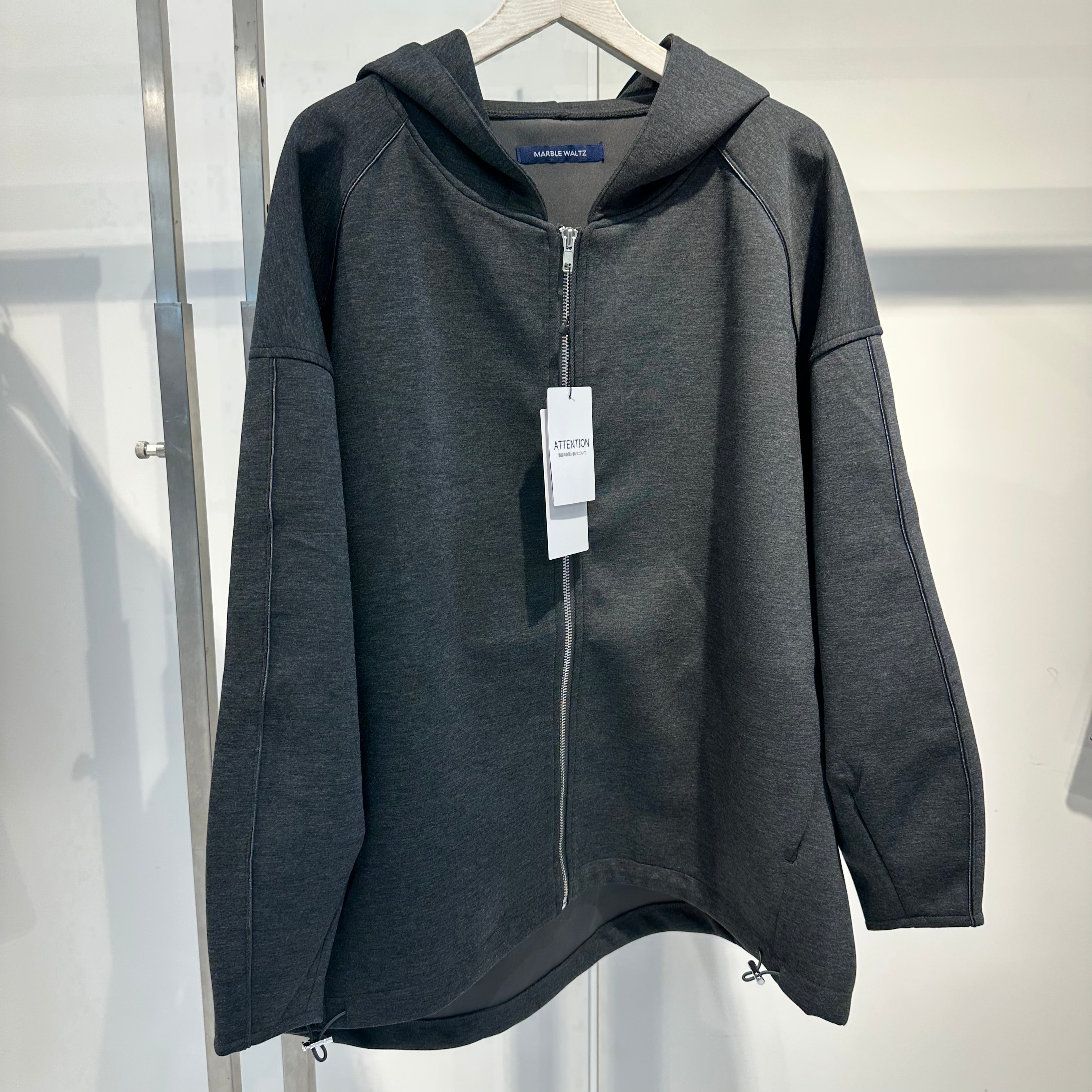 ダンボールポンチフードＺＩＰアウター　 チャコール　※11月上旬〜中旬より順次配送