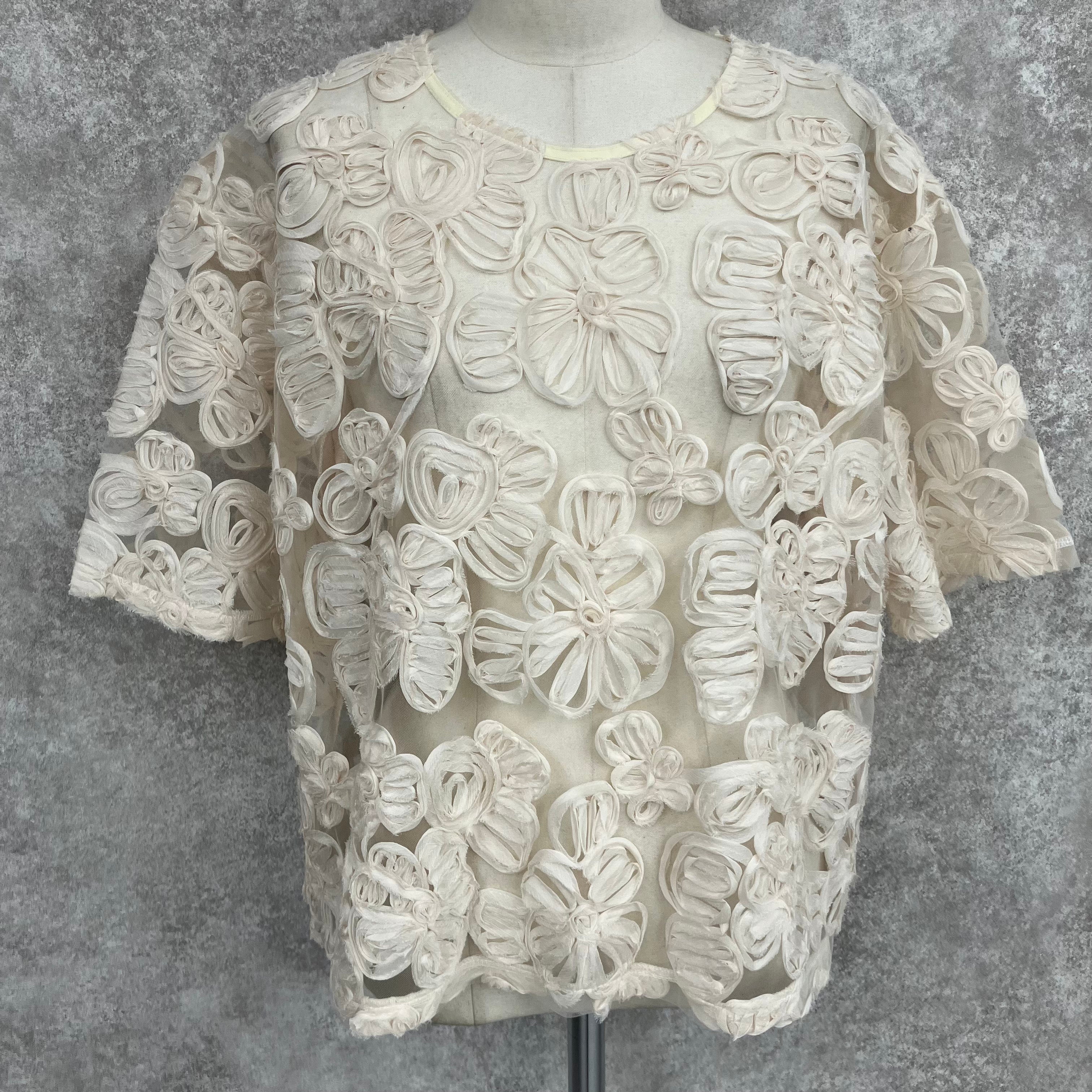 花柄シースルー半袖トップス　-ホワイト- ※8/6〜12より順次発送予定