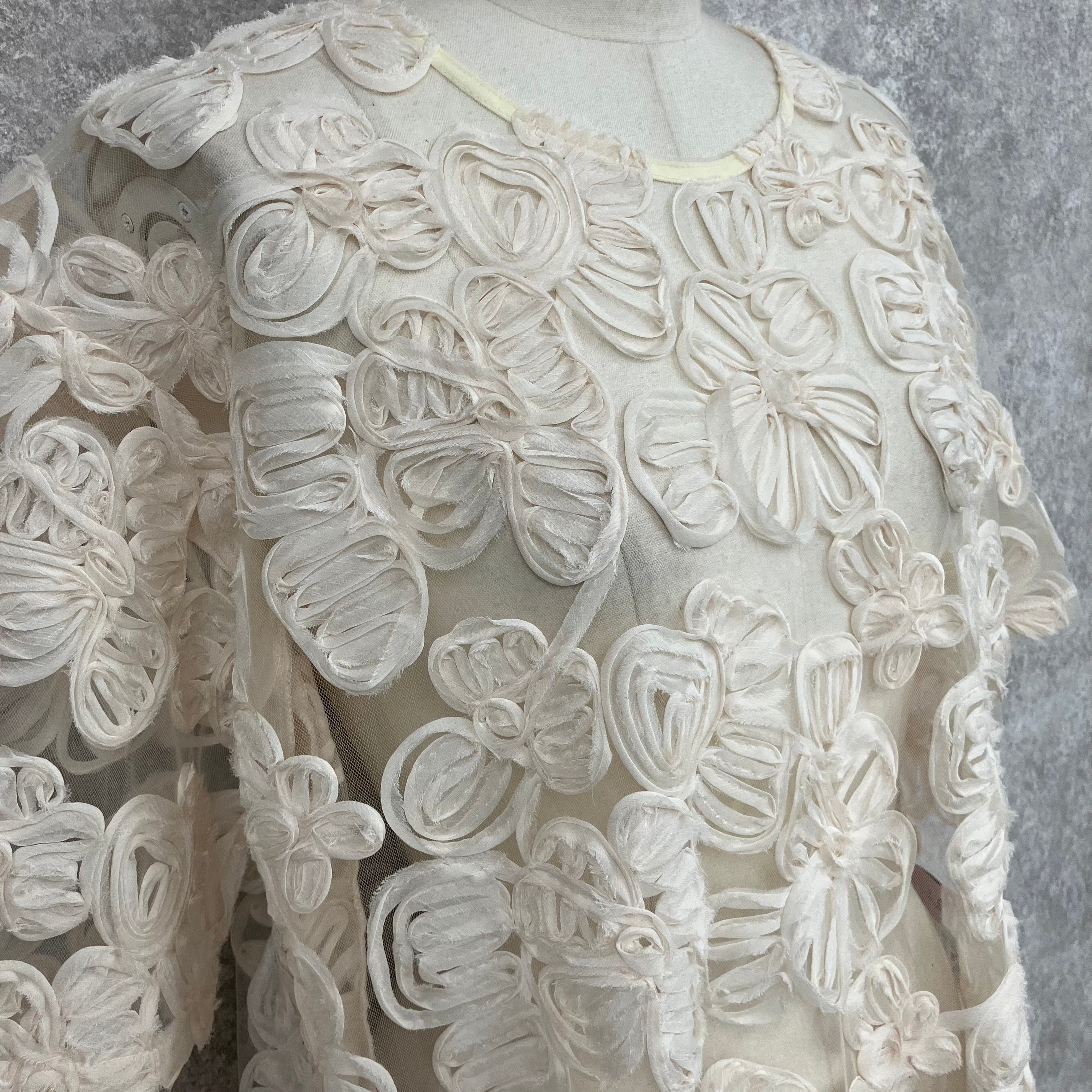 花柄シースルー半袖トップス　-ホワイト- ※8/6〜12より順次発送予定