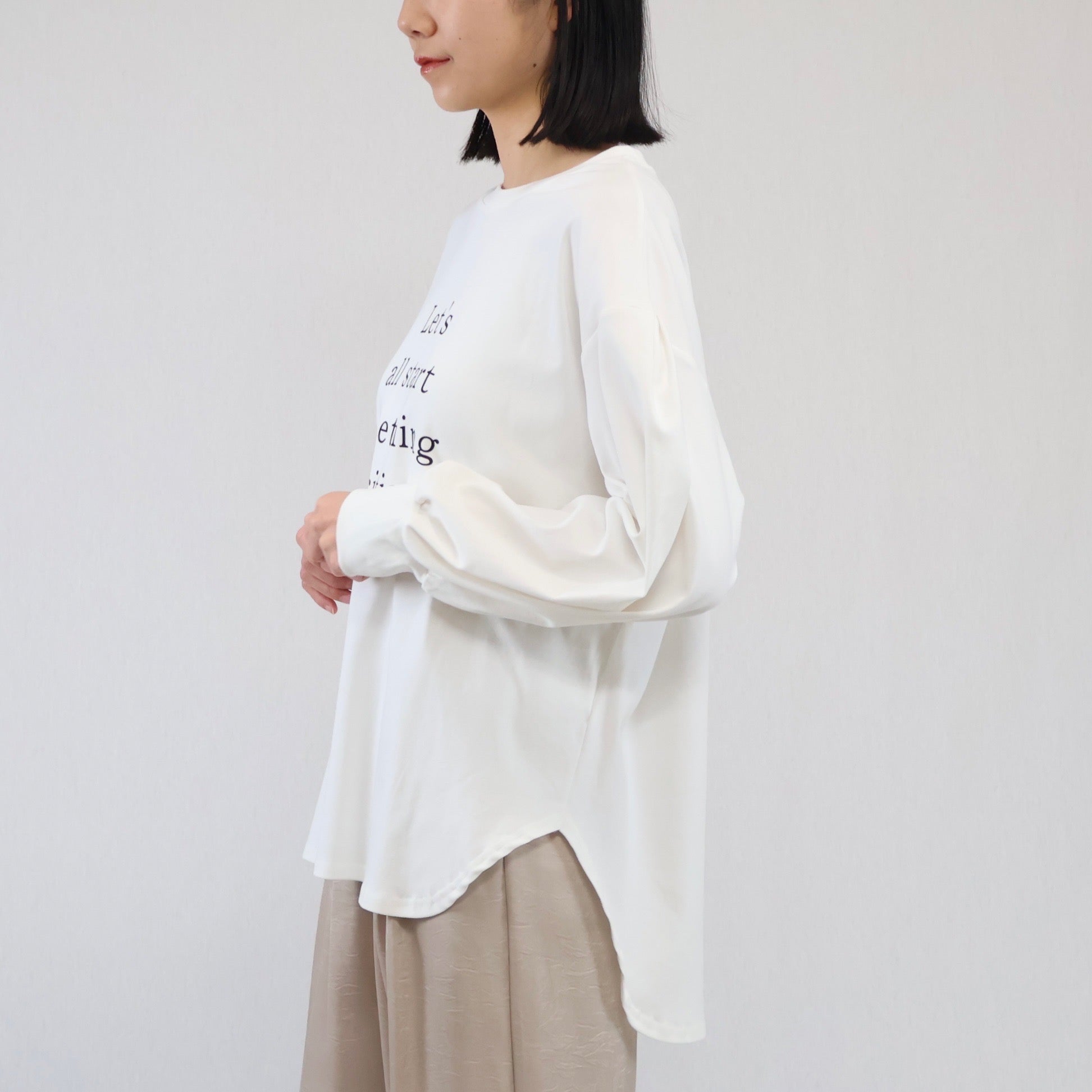 ロゴプリント長袖Tシャツ　B　※4/23~4/29頃より順次発送予定