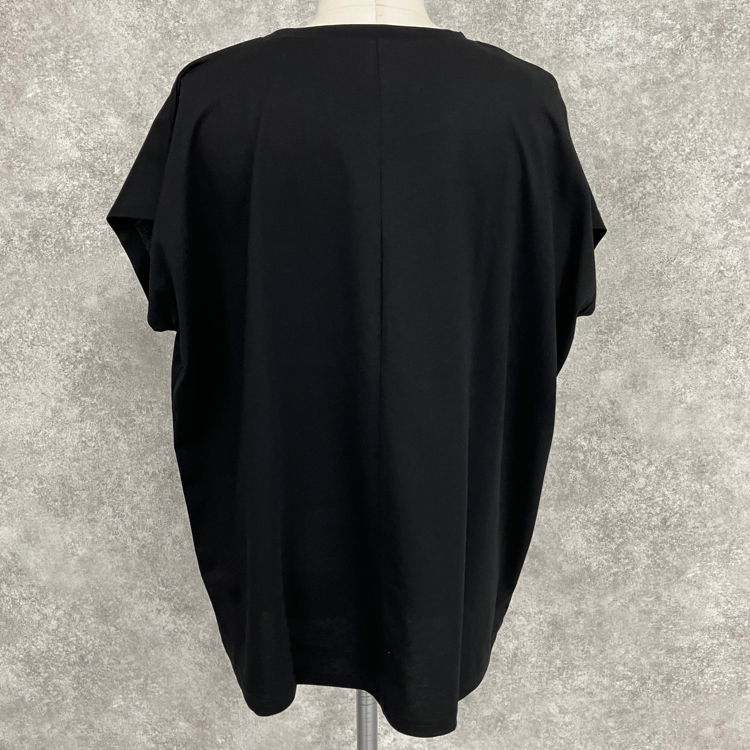 ロゴカットTシャツ　-ブラック-　※5/28~6/3迄に順次発送予定