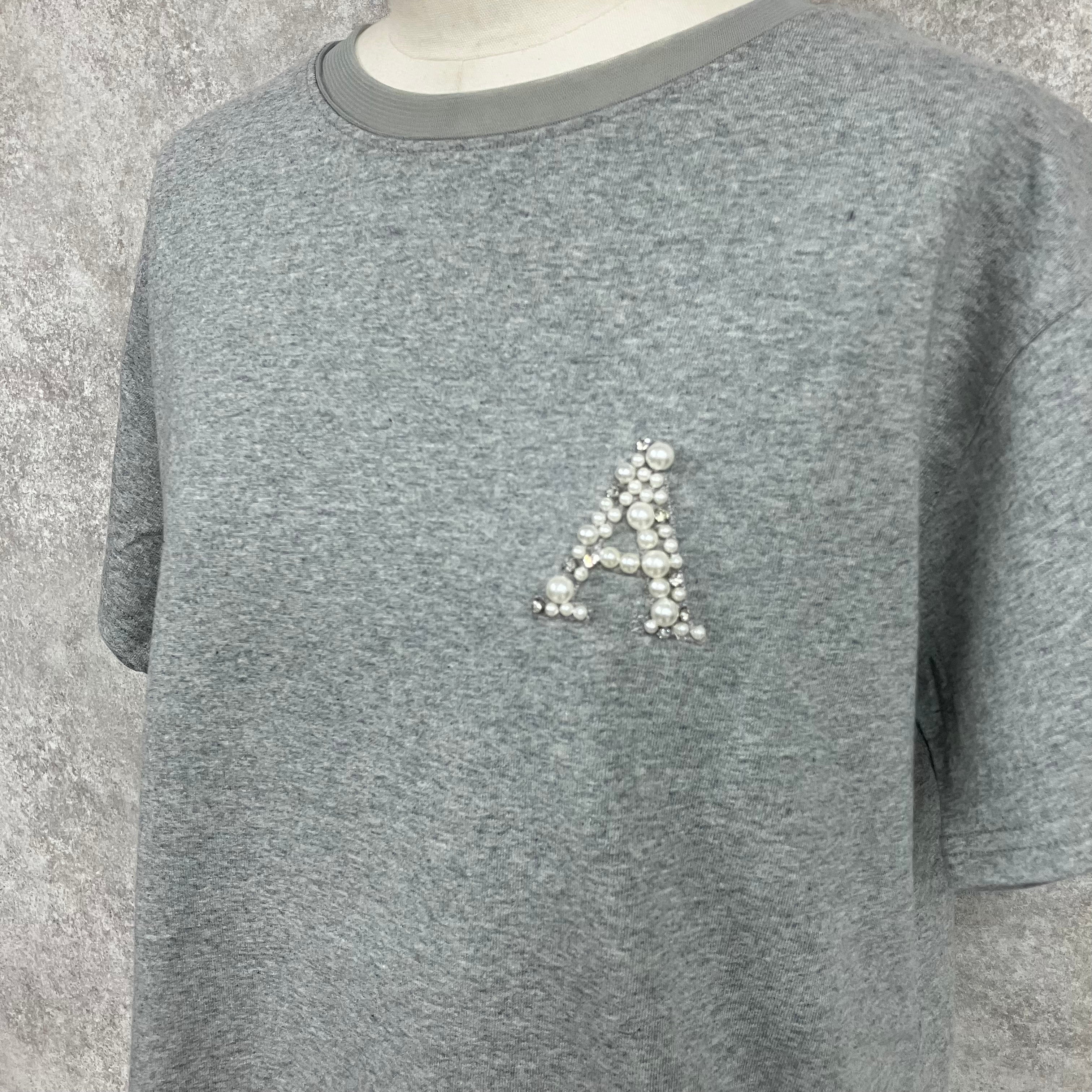 ワンポイントビジューTシャツ　-グレー-　※6/11-17迄に順次発送予定