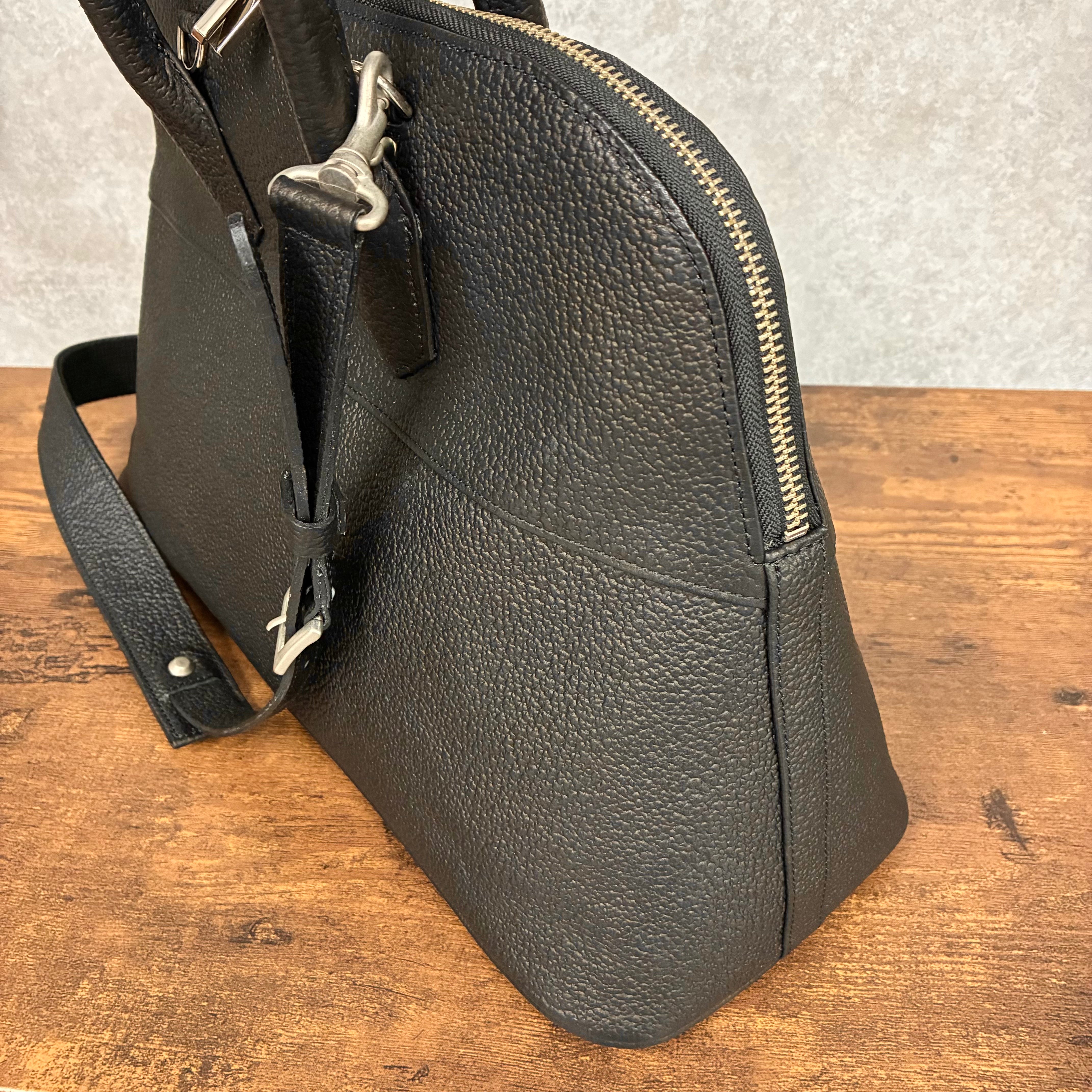 【MUL079-BK-SB】ラウンドトートM　シボ型押し  ブラック　ラインなし　※7/2〜7/12より事務所から順次発送予定