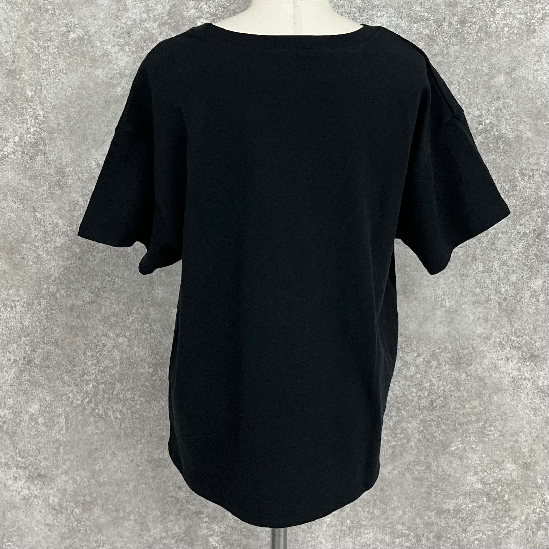 英字ロゴTシャツ　-ブラック-　※7/9~7/15頃より順次配送予定