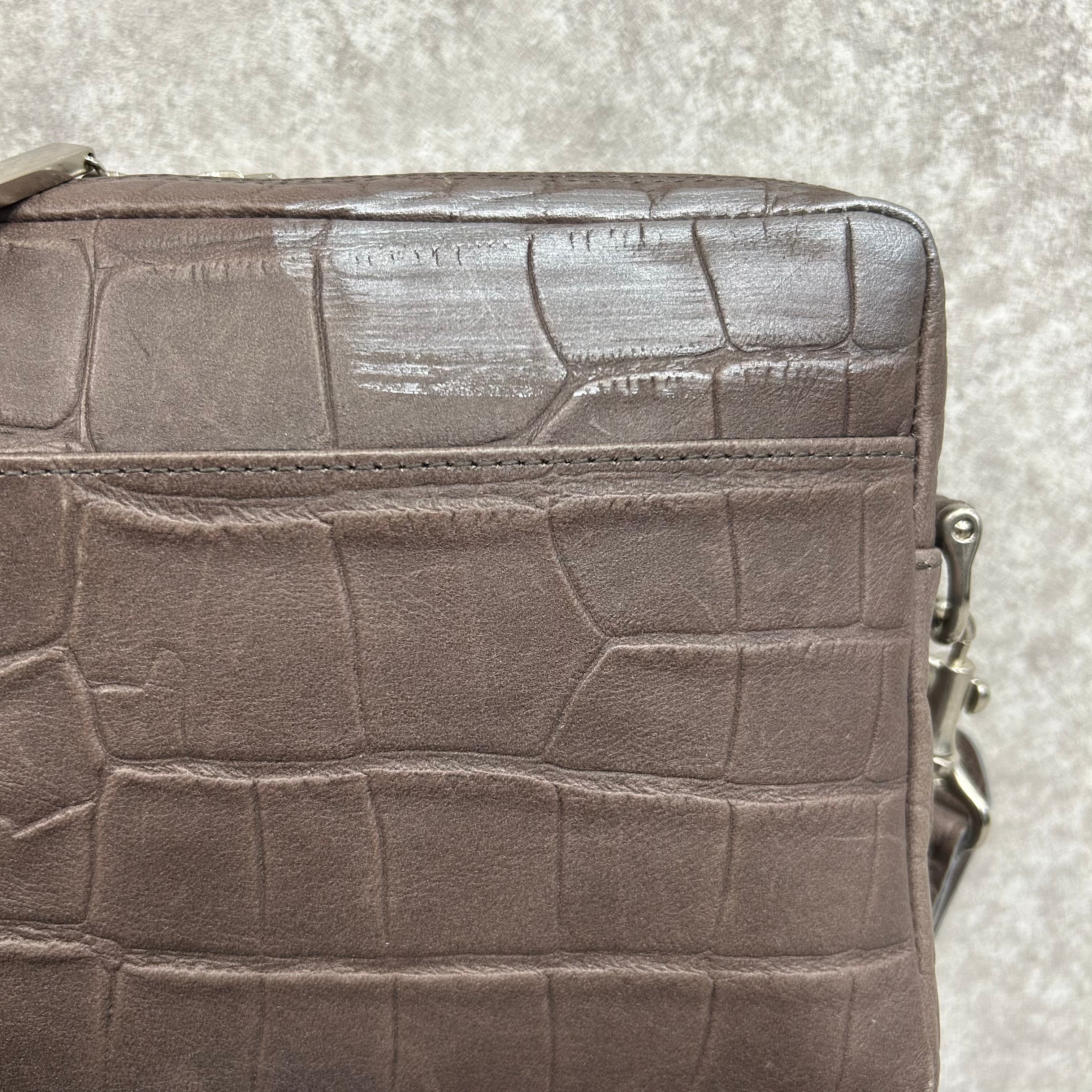 【MUL040】ショルダーバッグ　オークダーク　クロコダイル型押し　レザーショルダー　-シルバーライン-　※2/10〜17頃より順次発送予定