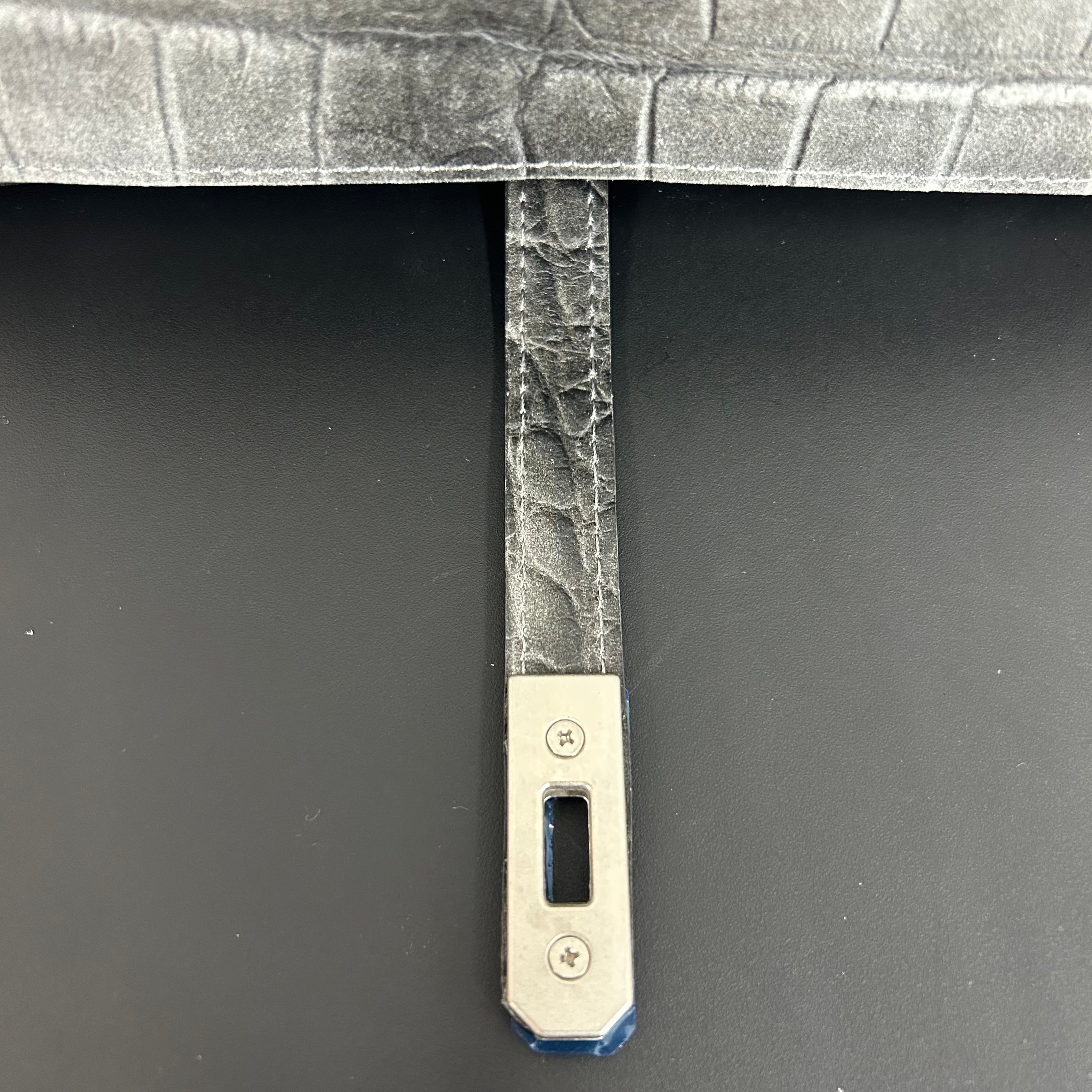 【MUL013】ボディバック　ホワイトヌバック汚し加工　クロコダイル型押し　※2/10〜17頃より順次発送予定