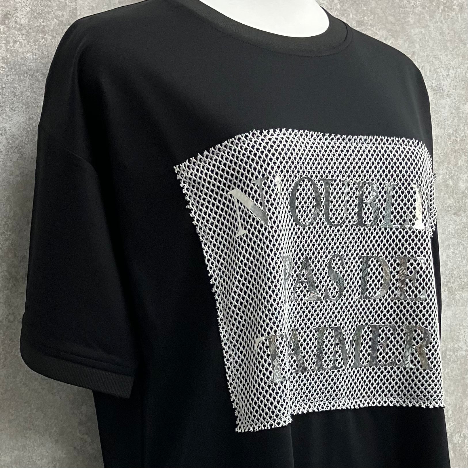 網目風ロゴTシャツ　-ブラック-　※7/9〜7/15迄に順次発送予定