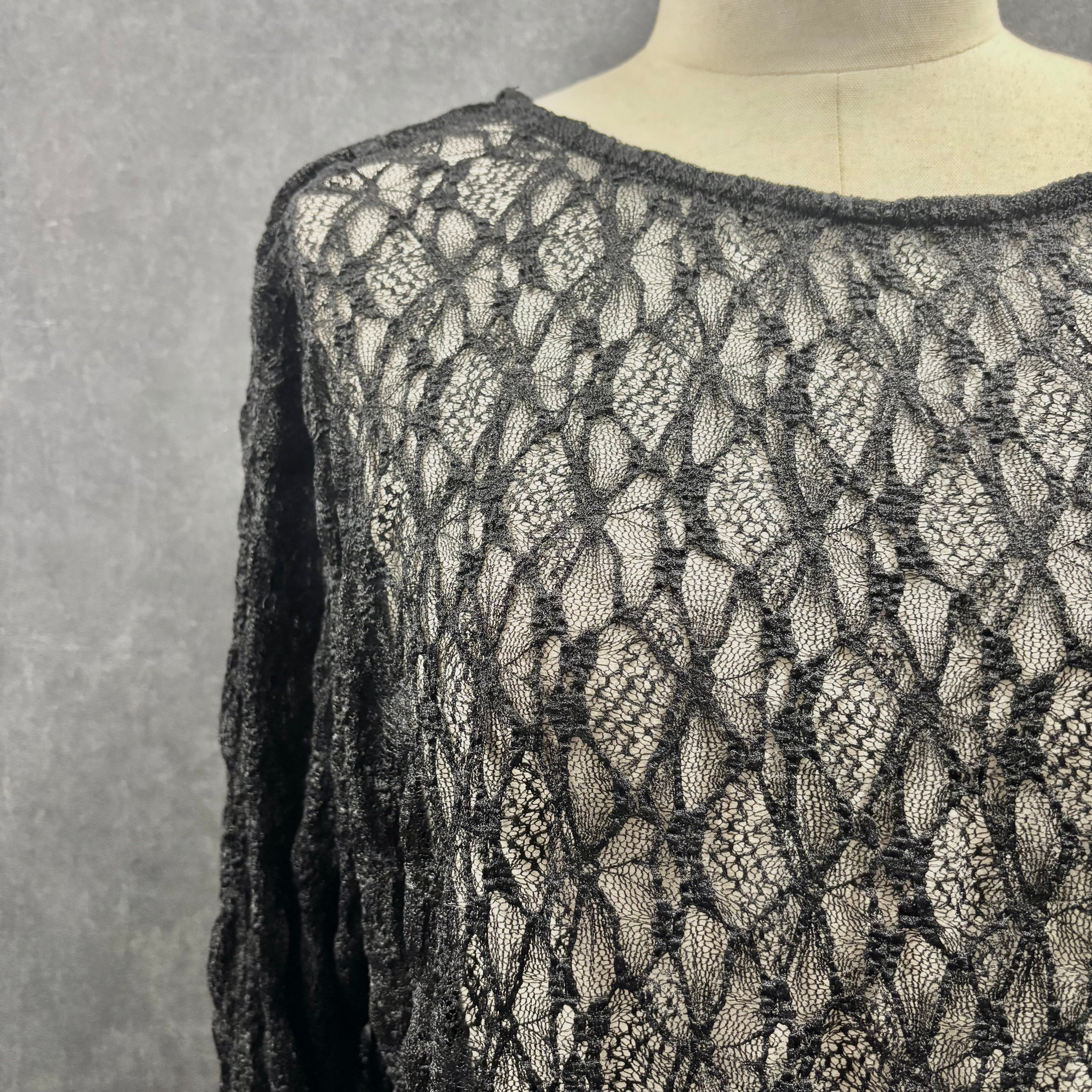 レース　ベルスリーブブラウス　-ブラック-　※7/9~15迄に順次発送予定