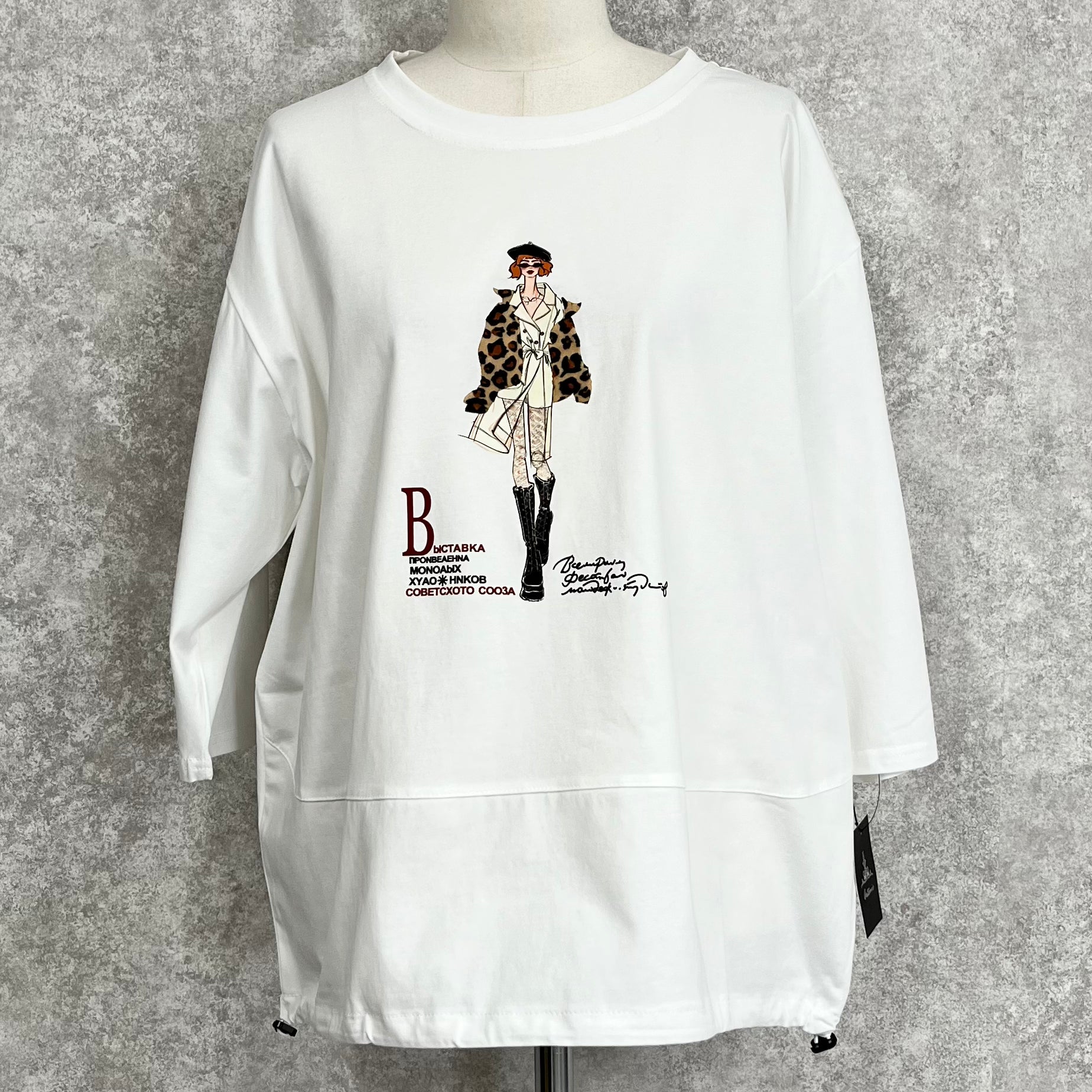 レオパードレディプリントTシャツ　-ホワイト- ※3/12~3/18迄に順次発送予定