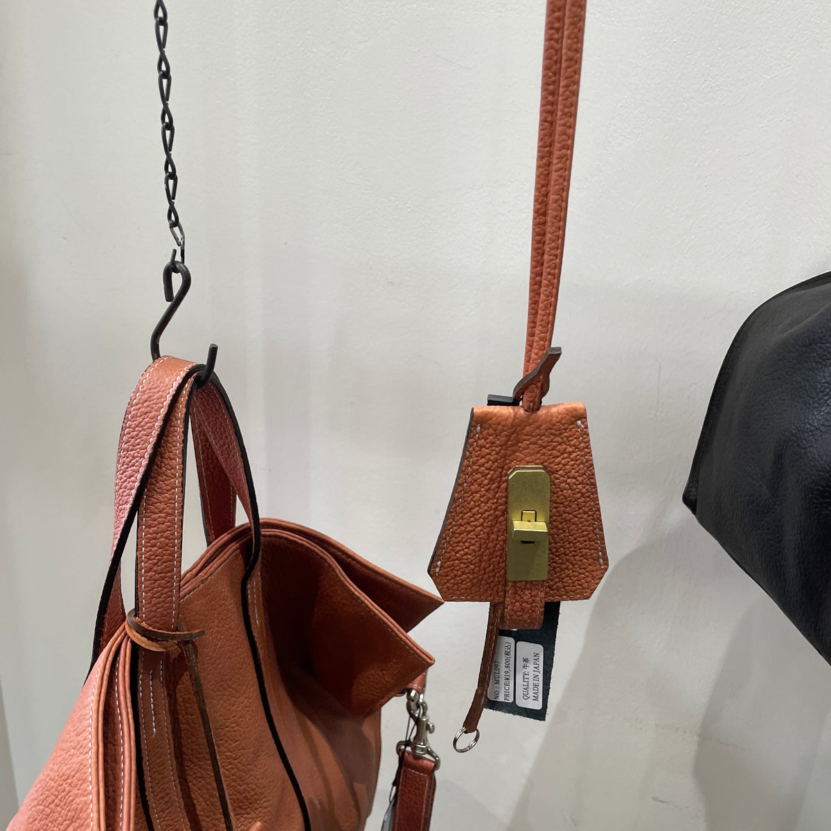 M.U.L.】レザーキーネックレス -オレンジ- シボ型押し ※4/22~26順次 