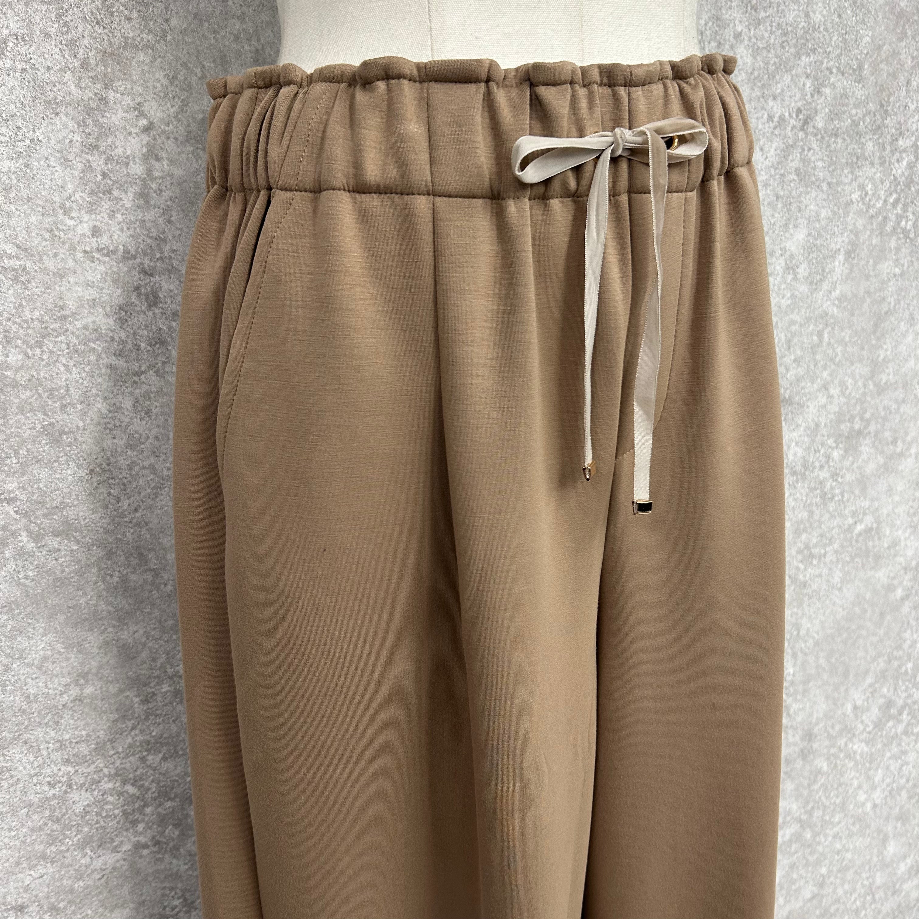 ワイドストレートスウェットパンツ　-ベージュ-　　※4/30~5/6迄に順次発送予定