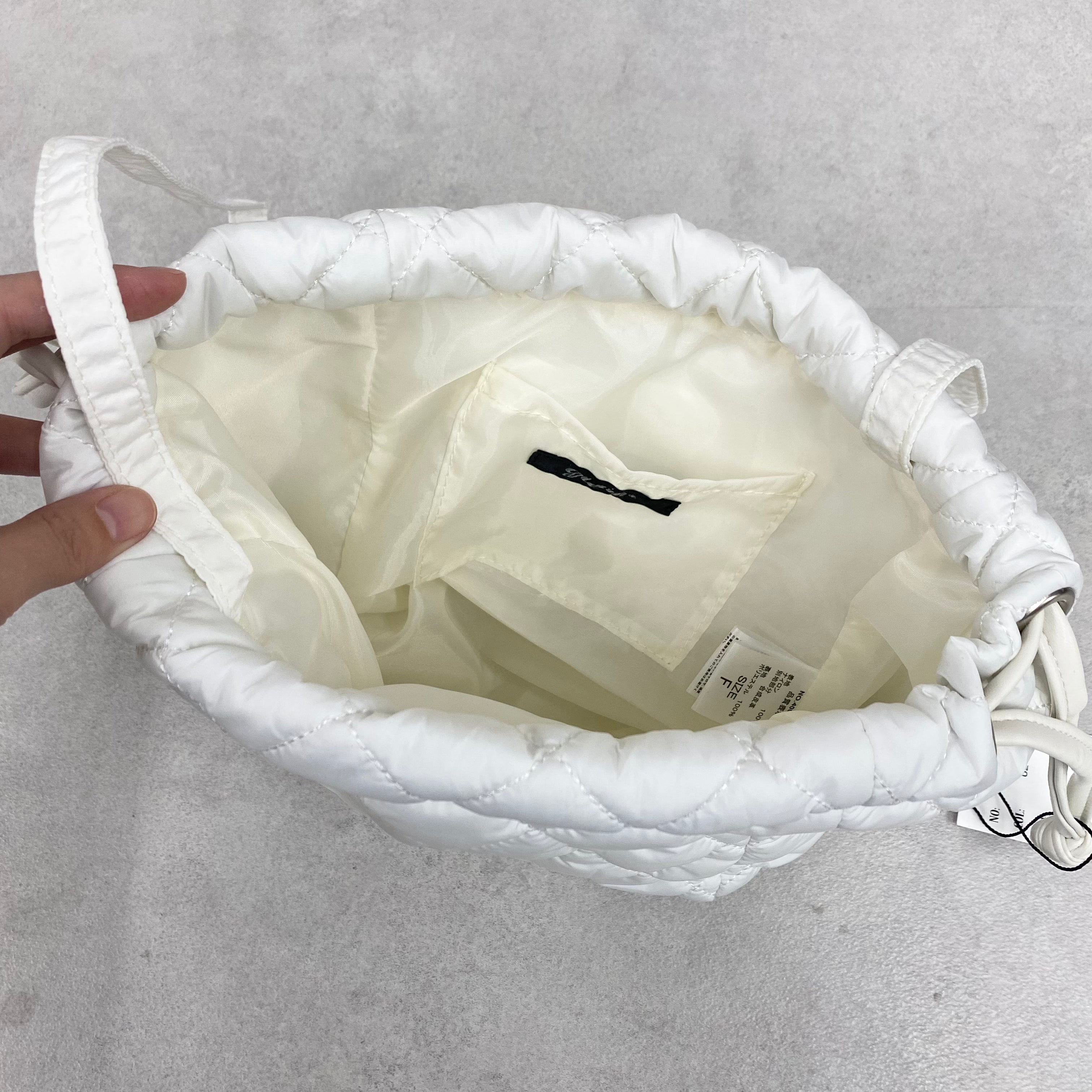 キルティング巾着BAG オフシロ　※12/3-9頃より順次発送予定