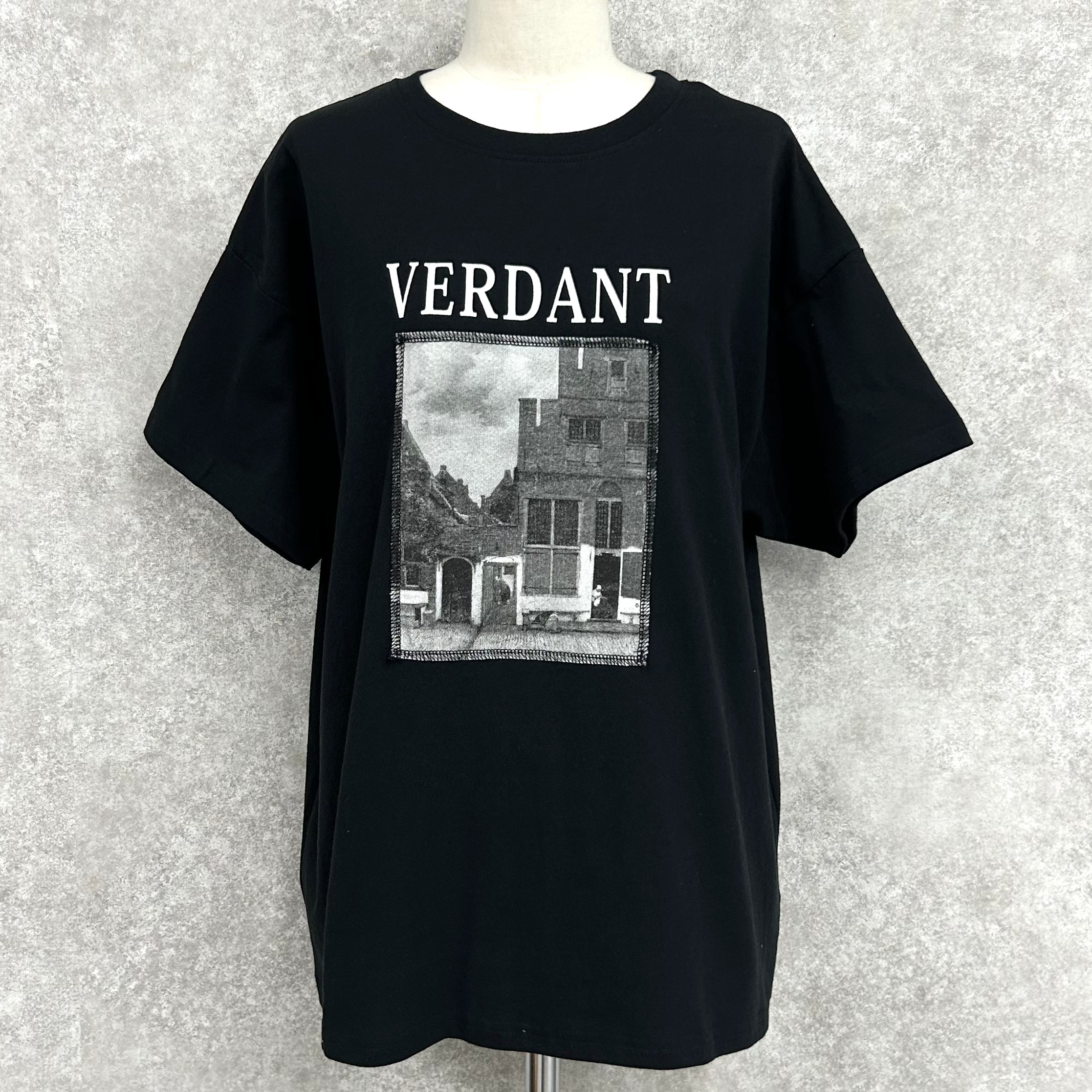 綿天竺半袖フォトプリントTシャツ　-ブラックオフ-　※7/30-8/5迄に順次発送予定